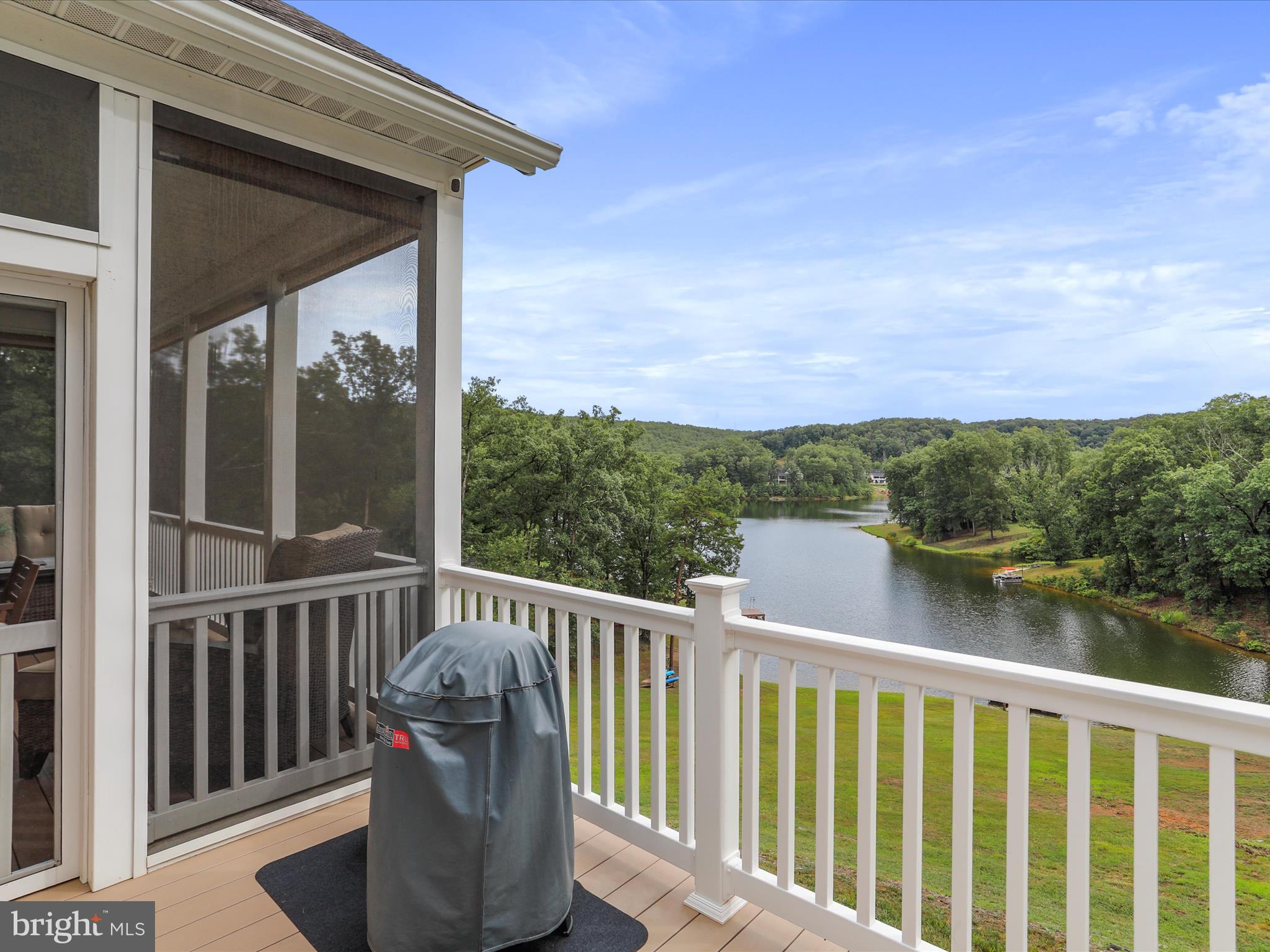 LAKEWOOD - Residential