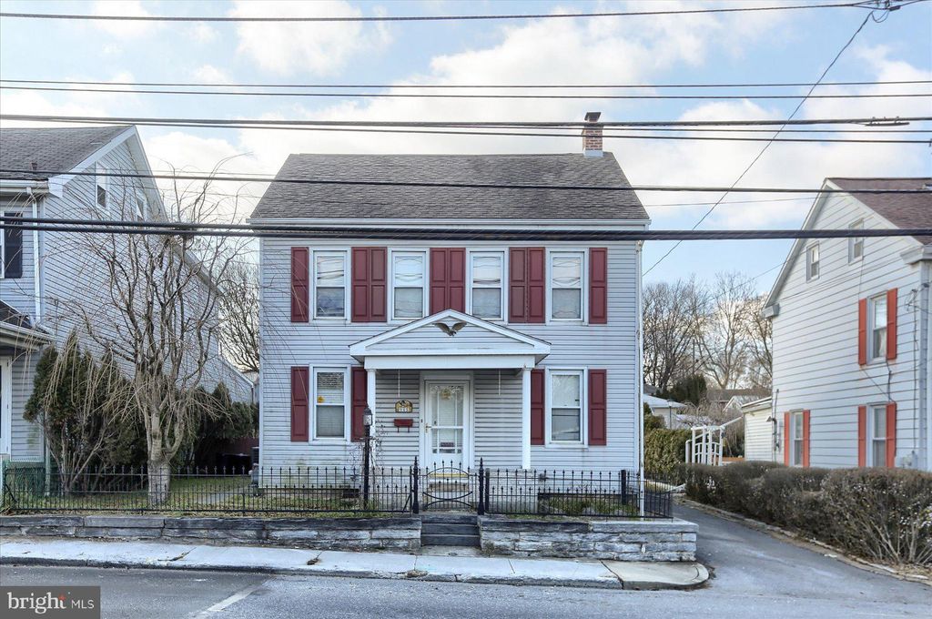 Photo of 945 Cornwall Road, LEBANON, PA 17042 (MLS # PALN2022574)