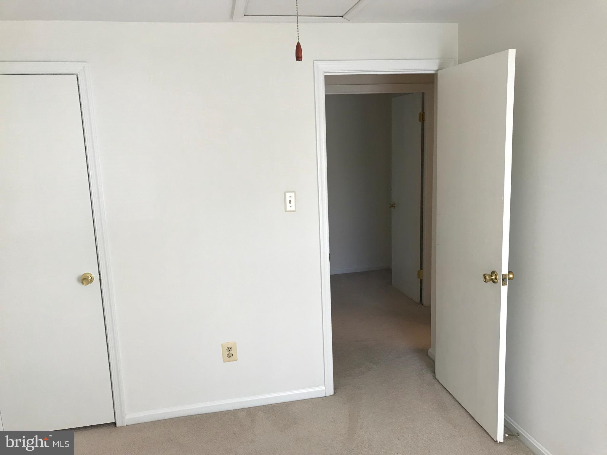 VALLEIGH - Residential Lease