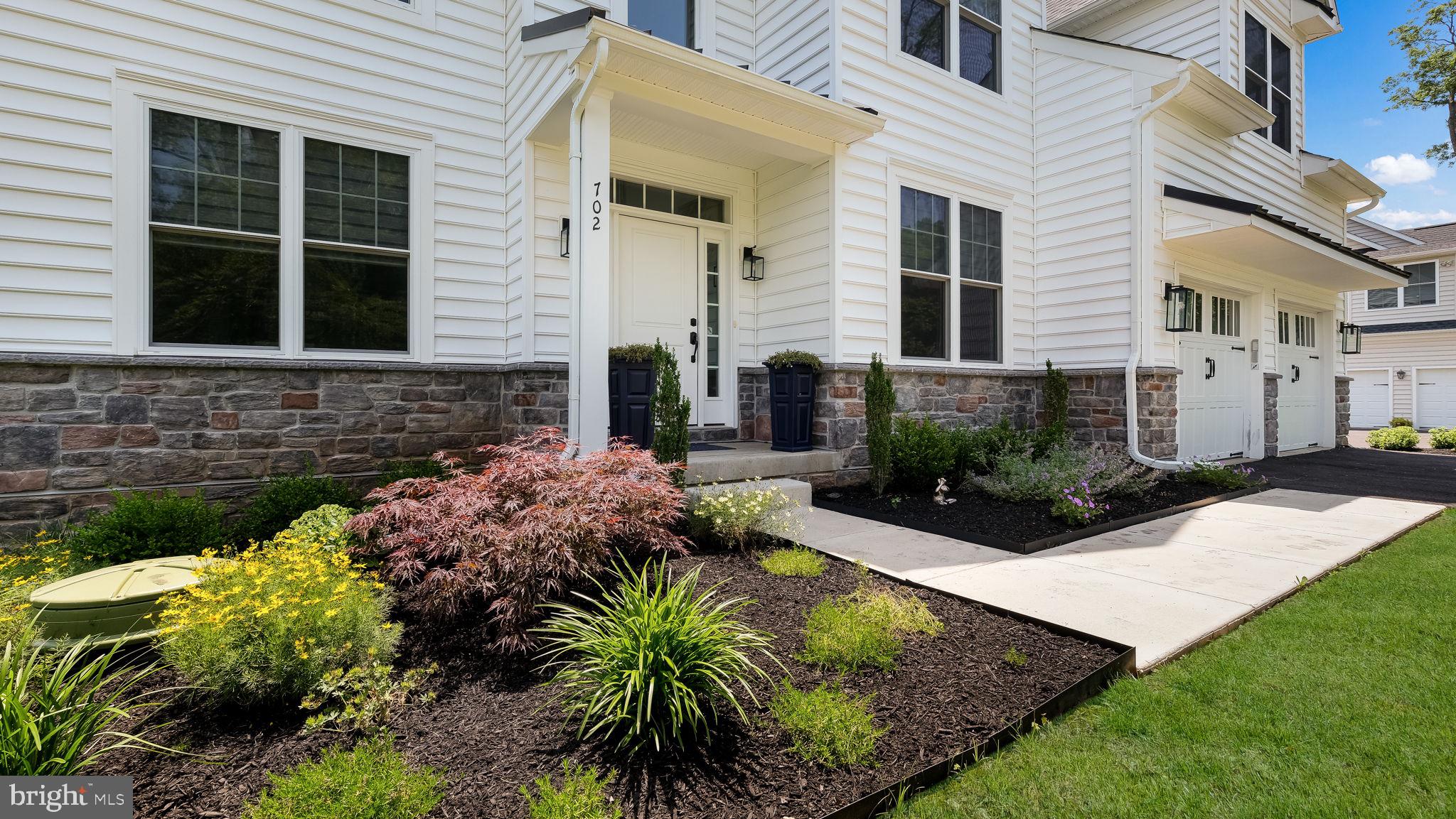 DOYLESTOWN WOODS - Residential