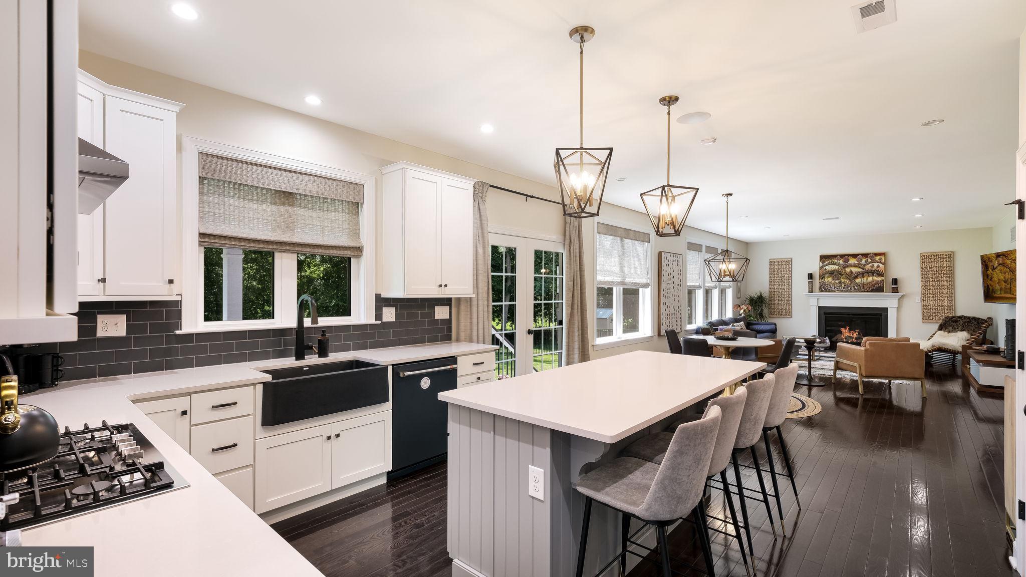 DOYLESTOWN WOODS - Residential