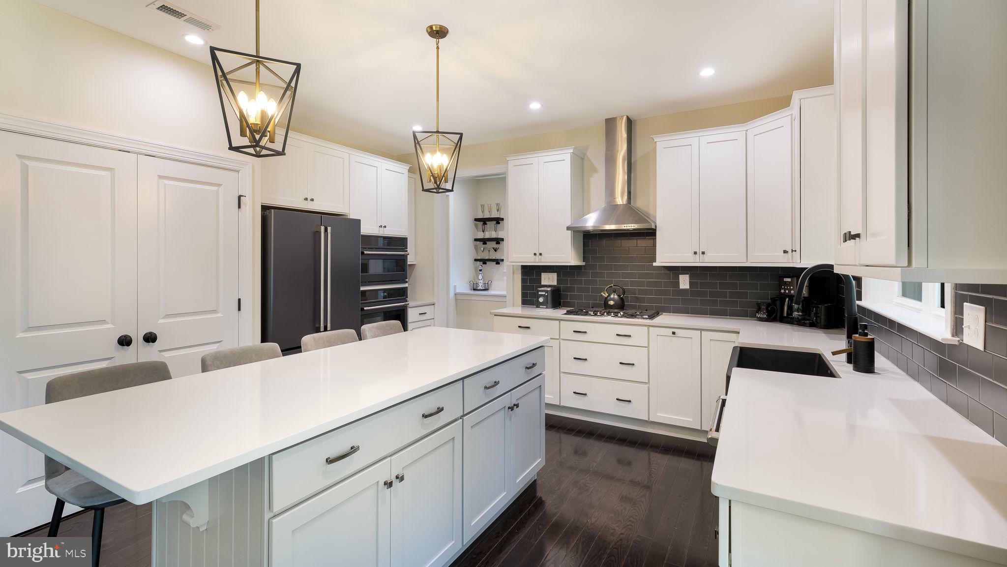 DOYLESTOWN WOODS - Residential