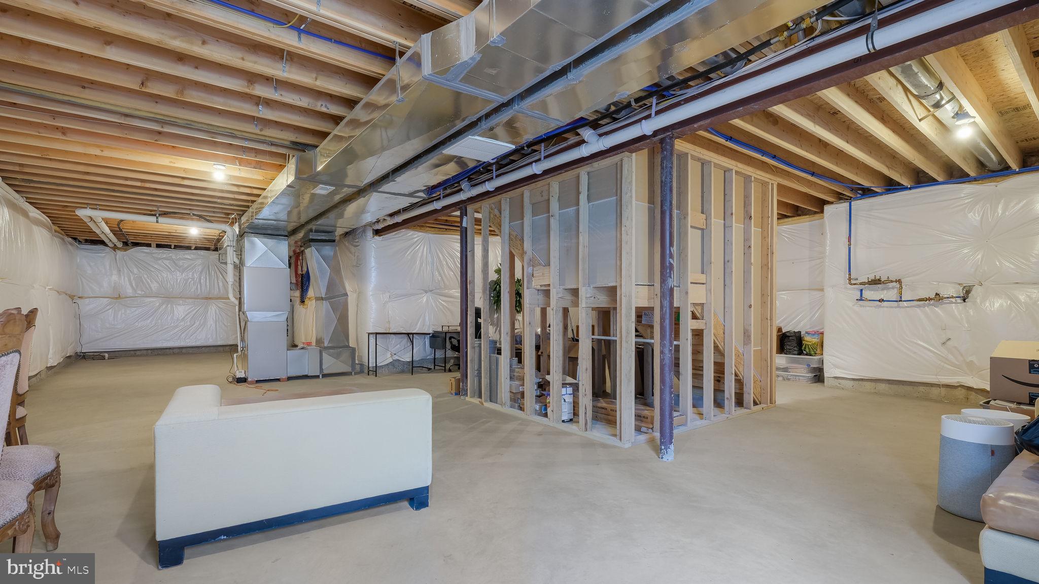 DOYLESTOWN WOODS - Residential