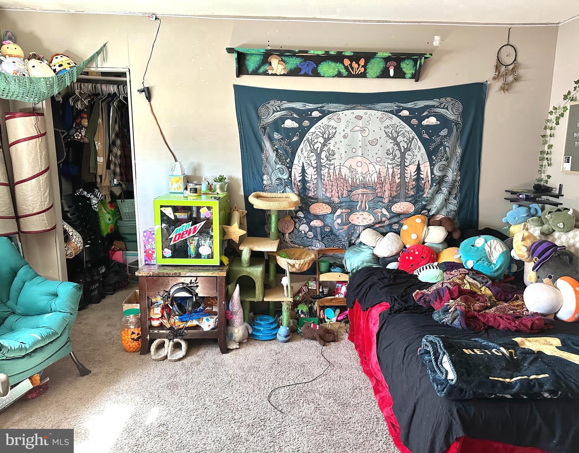 SOMERTON - Residential