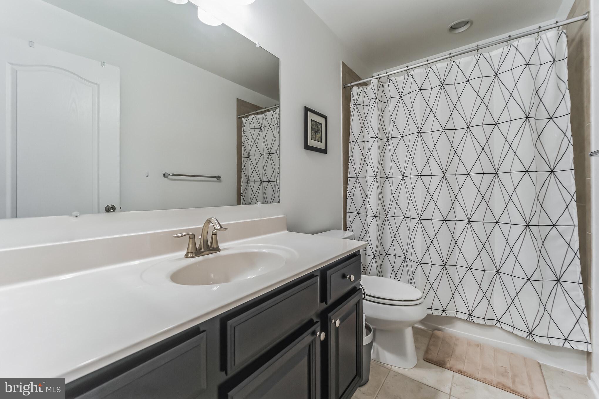 OXFORD SQUARE - Residential