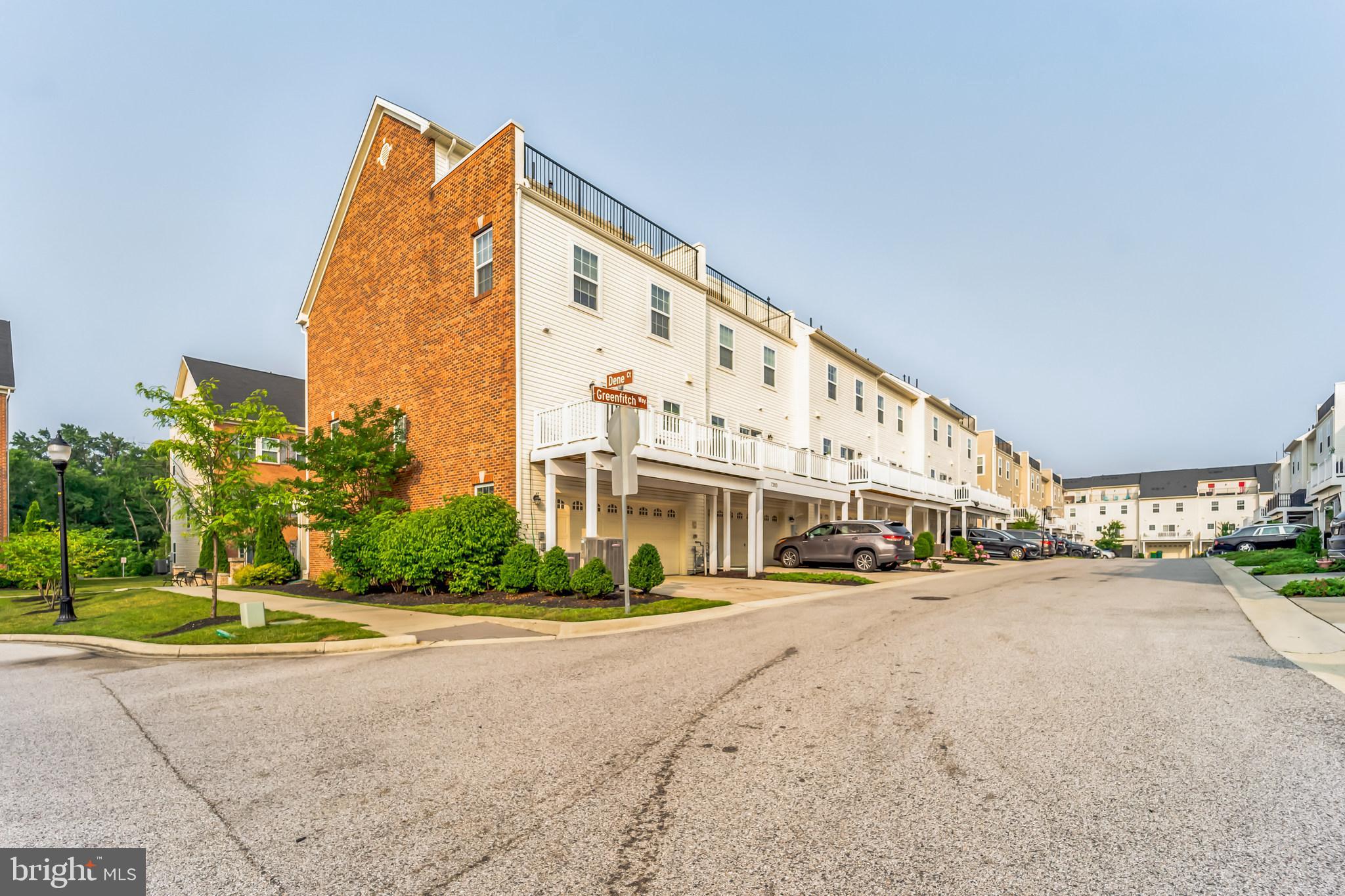 OXFORD SQUARE - Residential