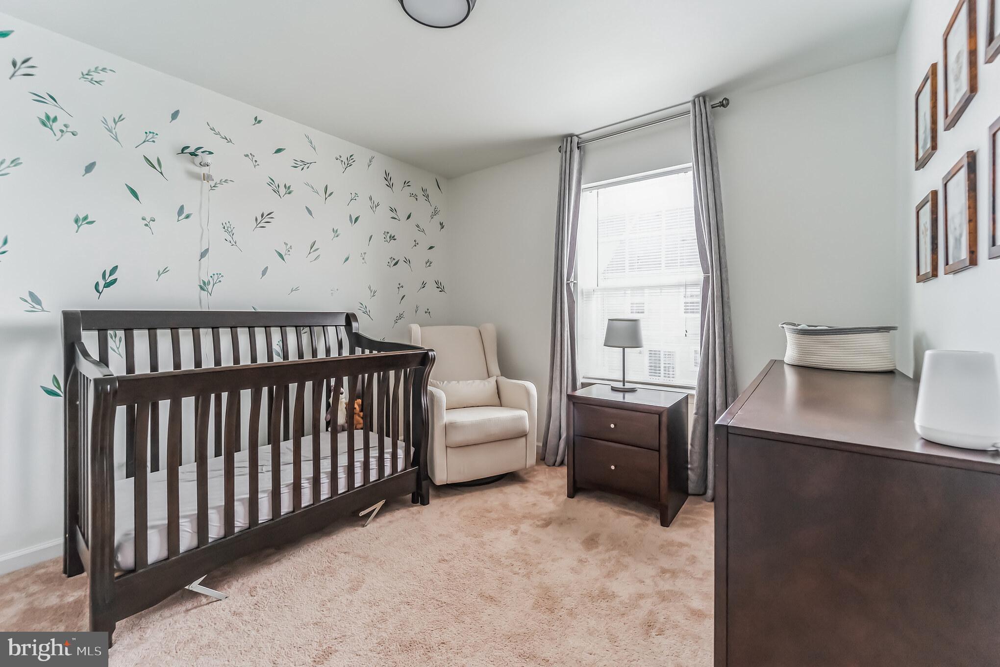 OXFORD SQUARE - Residential