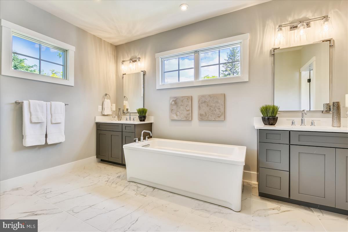 HUNTINGTON TERRACE - Residential