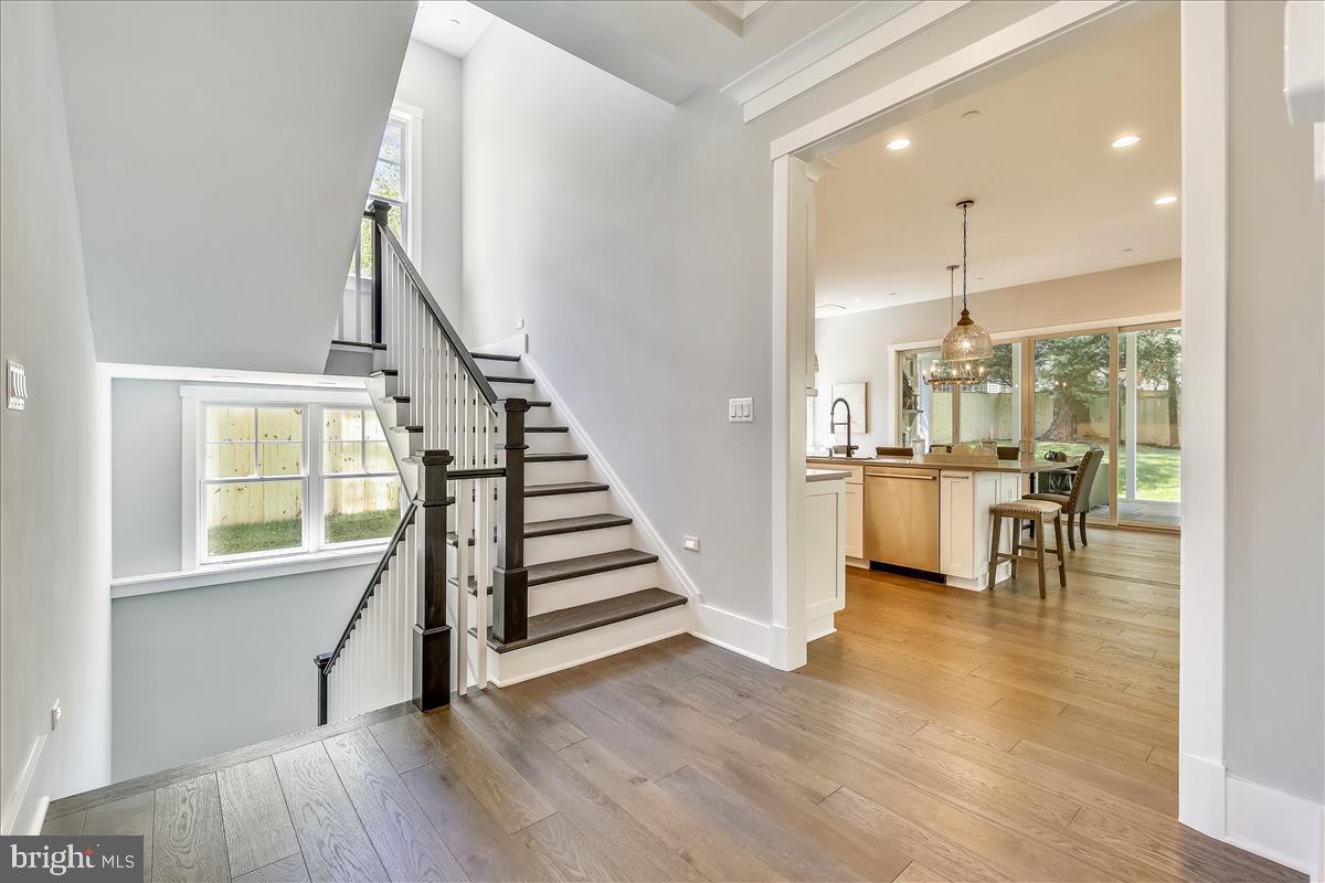 HUNTINGTON TERRACE - Residential