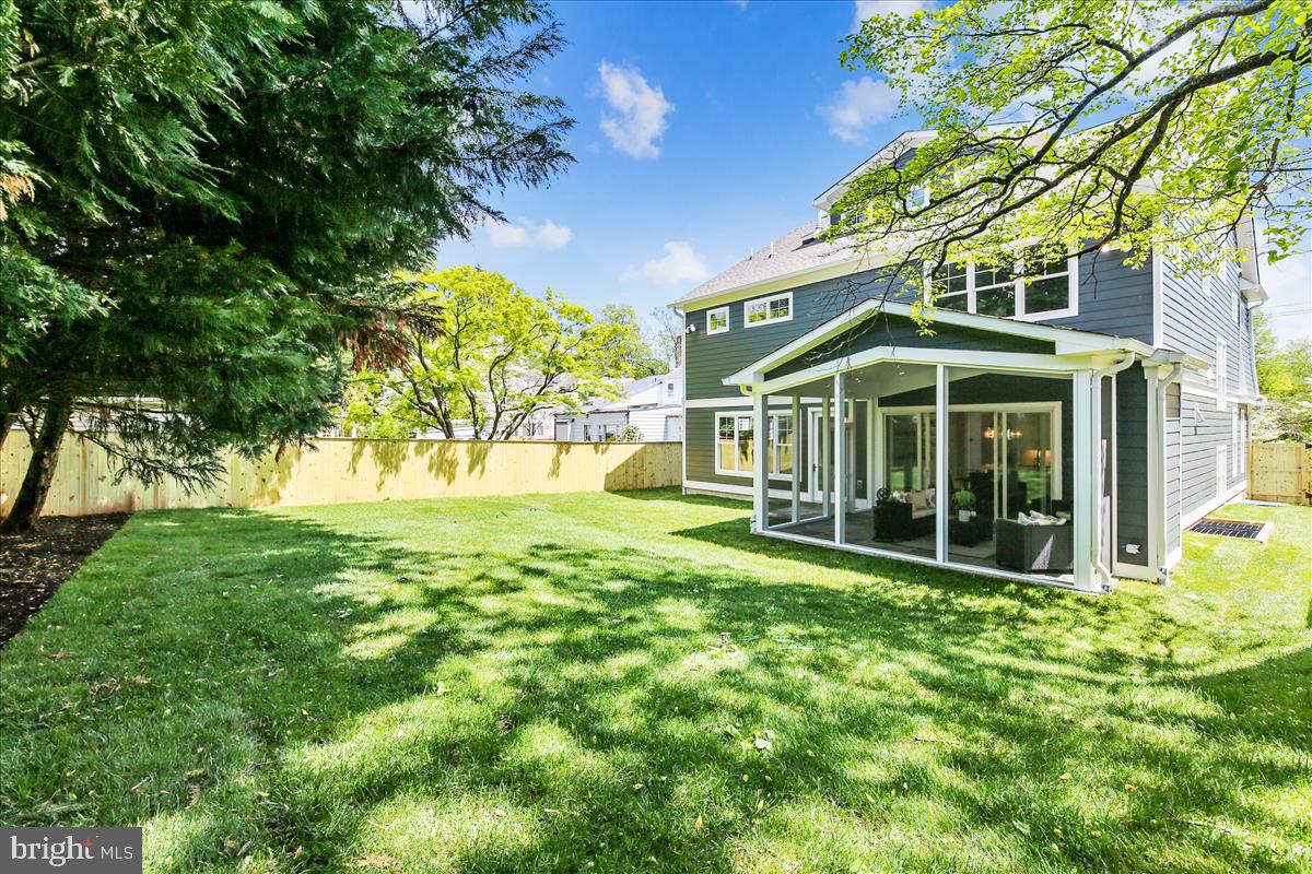 HUNTINGTON TERRACE - Residential