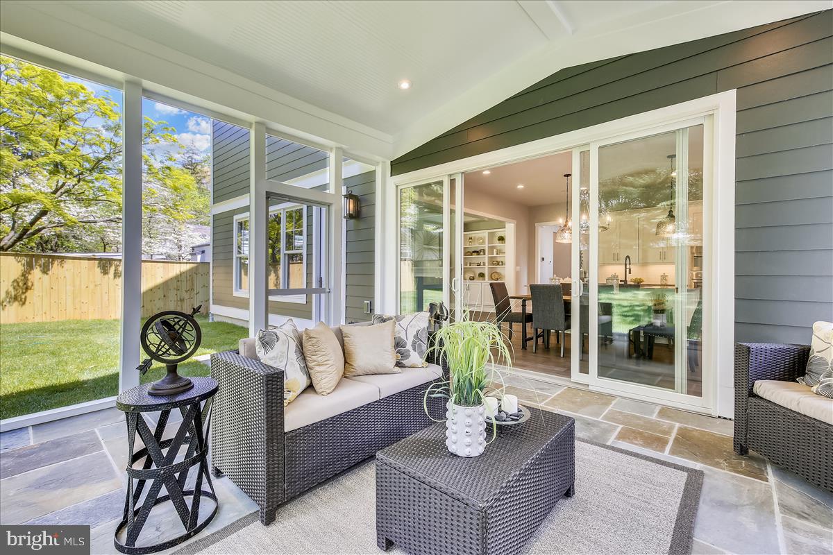 HUNTINGTON TERRACE - Residential
