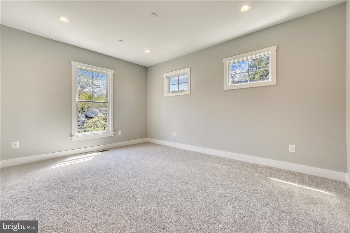HUNTINGTON TERRACE - Residential