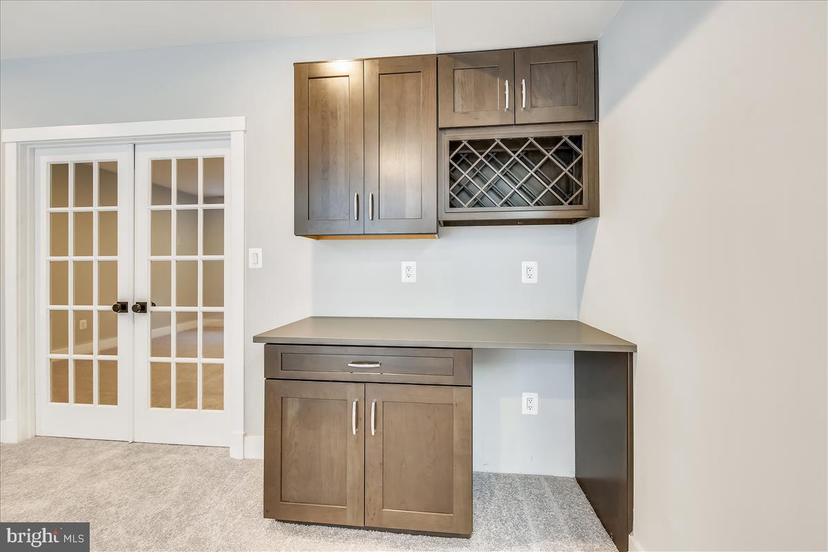HUNTINGTON TERRACE - Residential