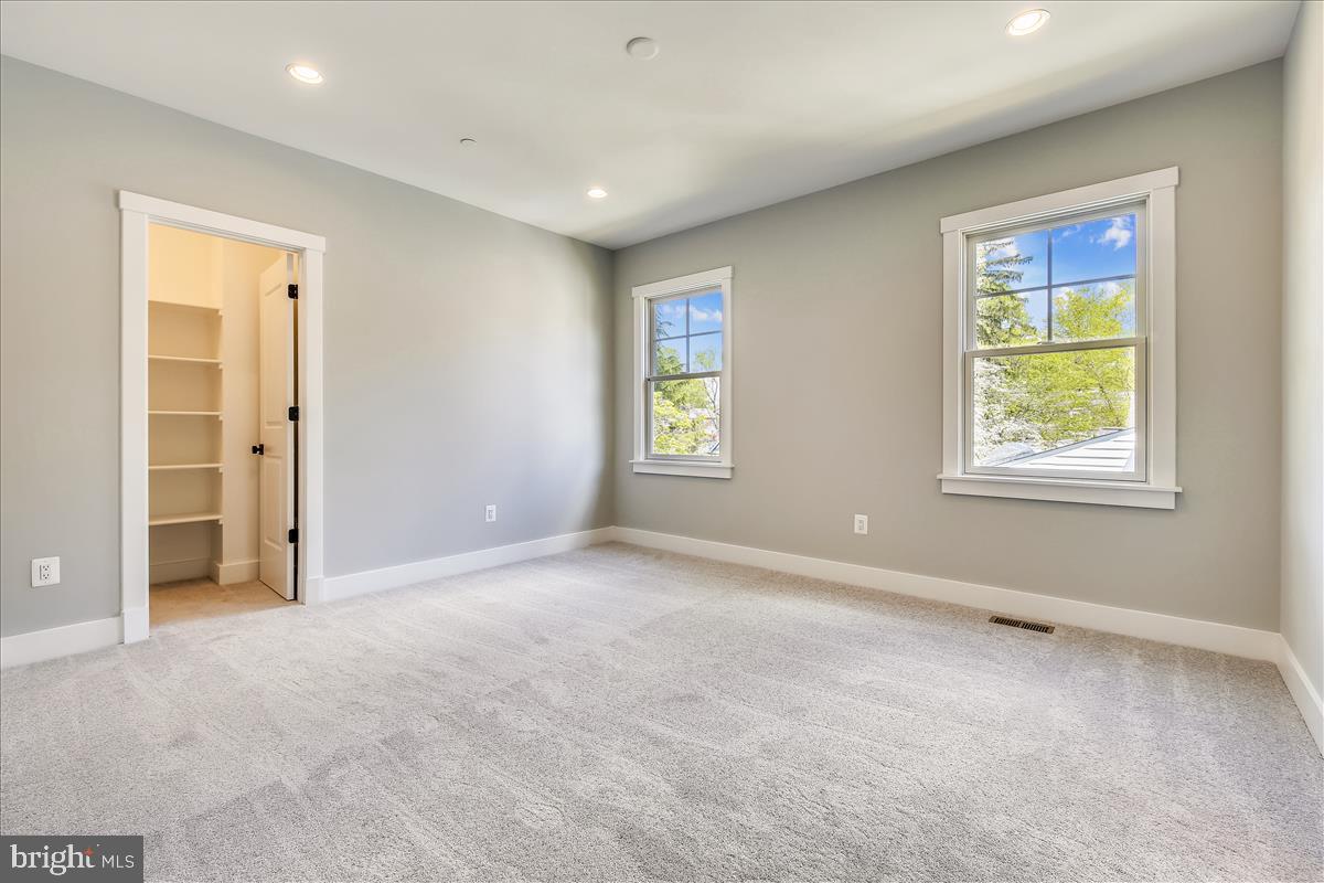 HUNTINGTON TERRACE - Residential
