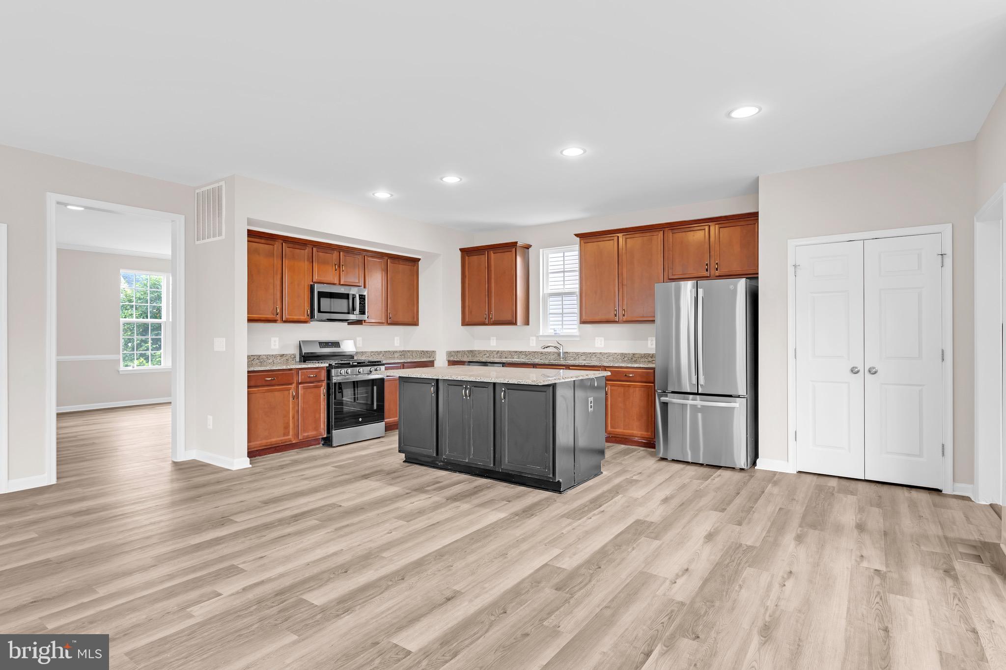 AVENDALE WOODLAND GROVE - Residential