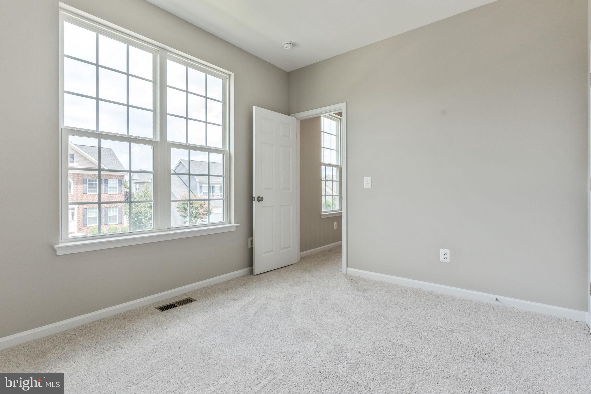 AVENDALE WOODLAND GROVE - Residential