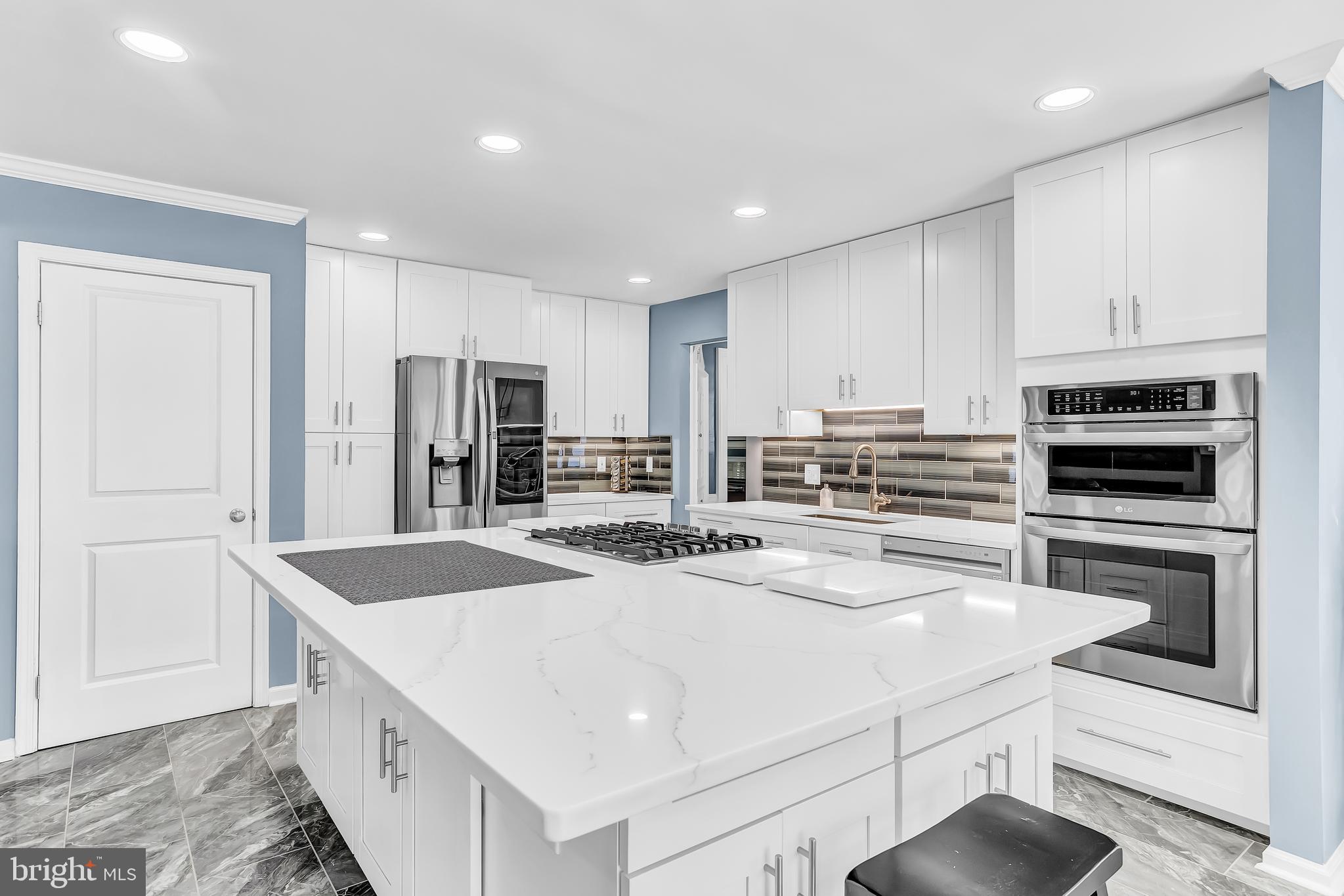 1702 OLD MILL LANE