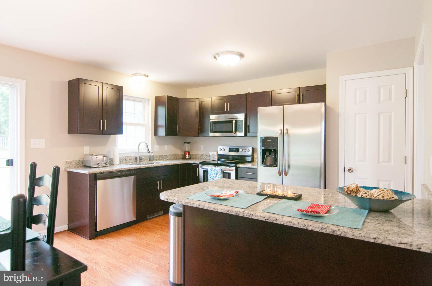 WHISPERING HILLS - Residential