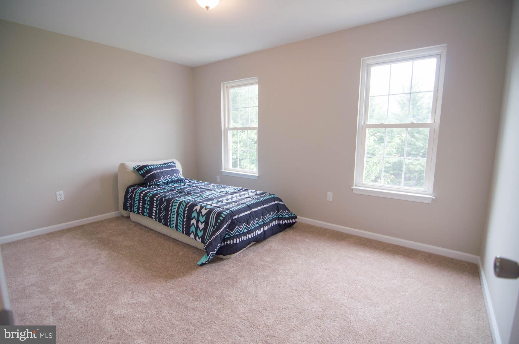 WHISPERING HILLS - Residential