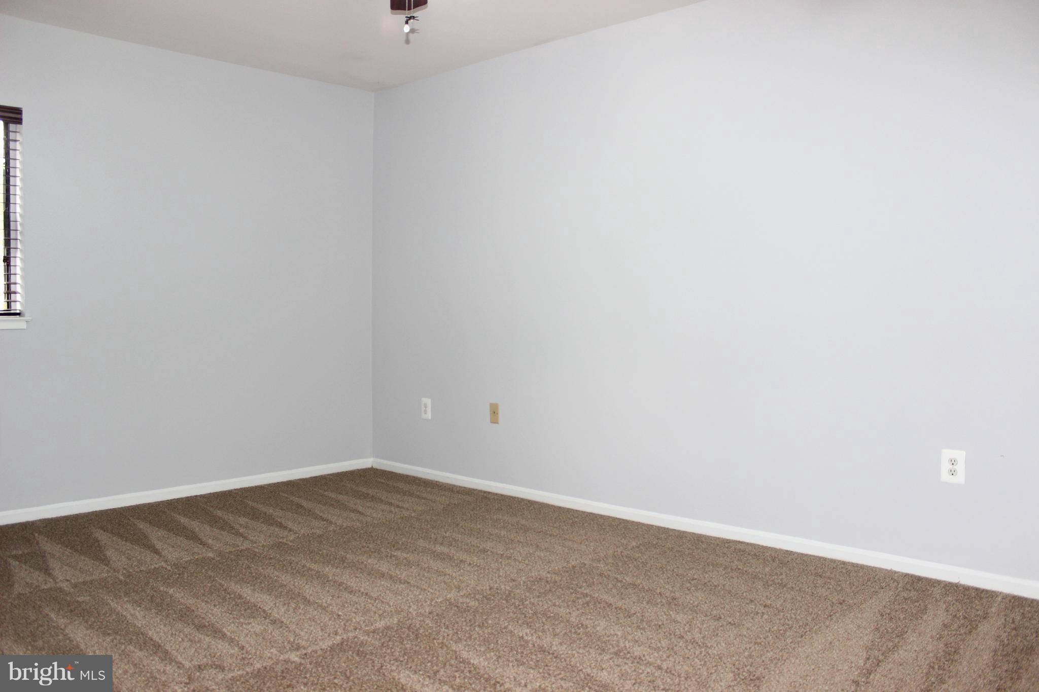 HAWTHORNE VILLAGE - Residential Lease