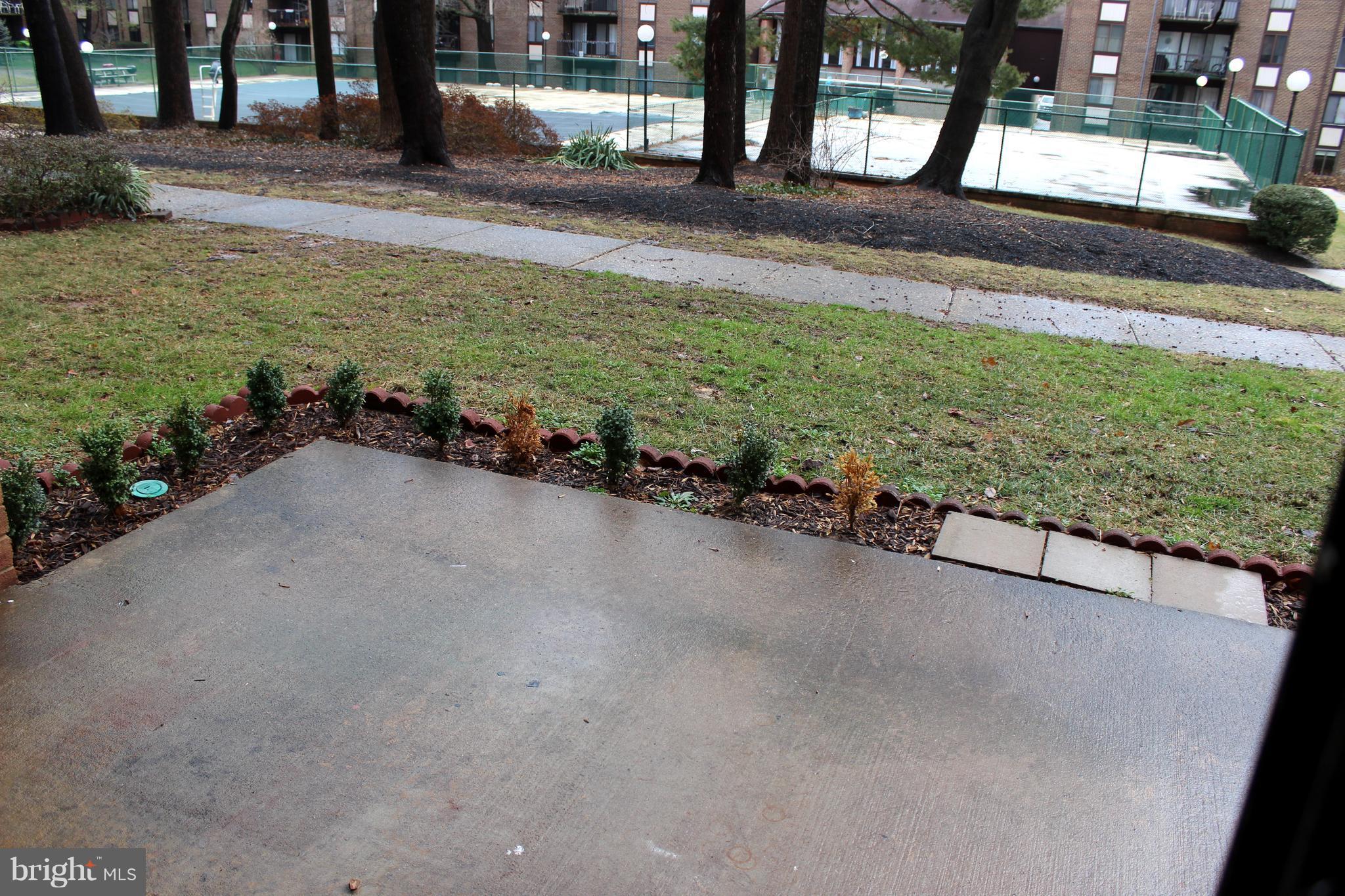 HAWTHORNE VILLAGE - Residential Lease