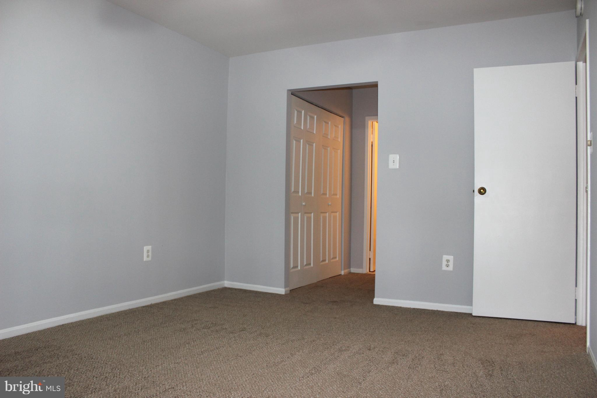 HAWTHORNE VILLAGE - Residential Lease