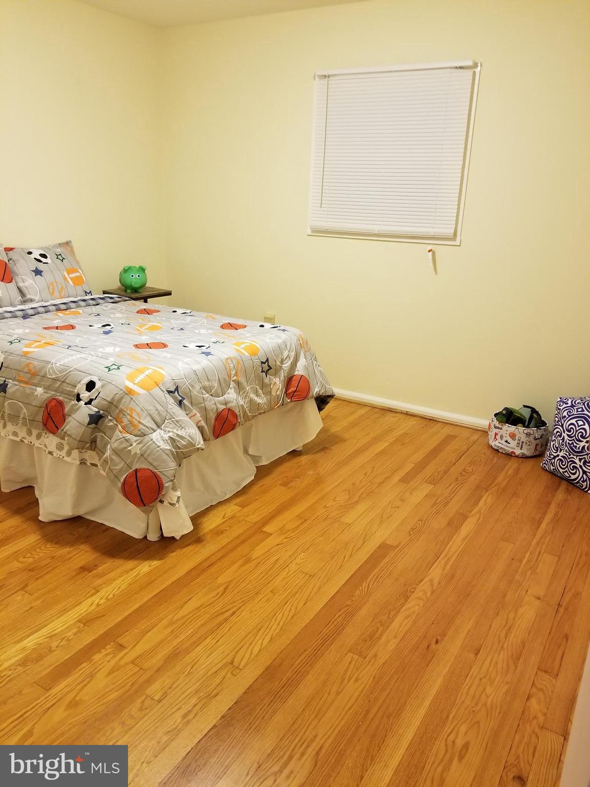 INGLESIDE - Residential