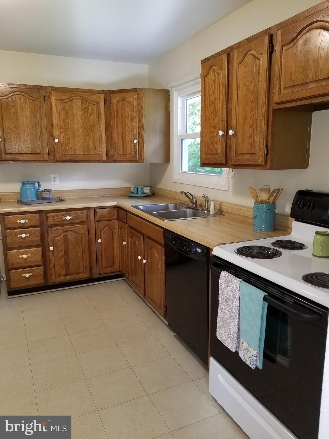 INGLESIDE - Residential