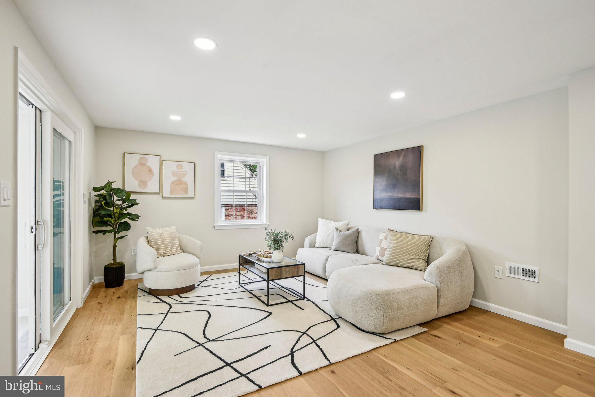 OLD FARM - Residential