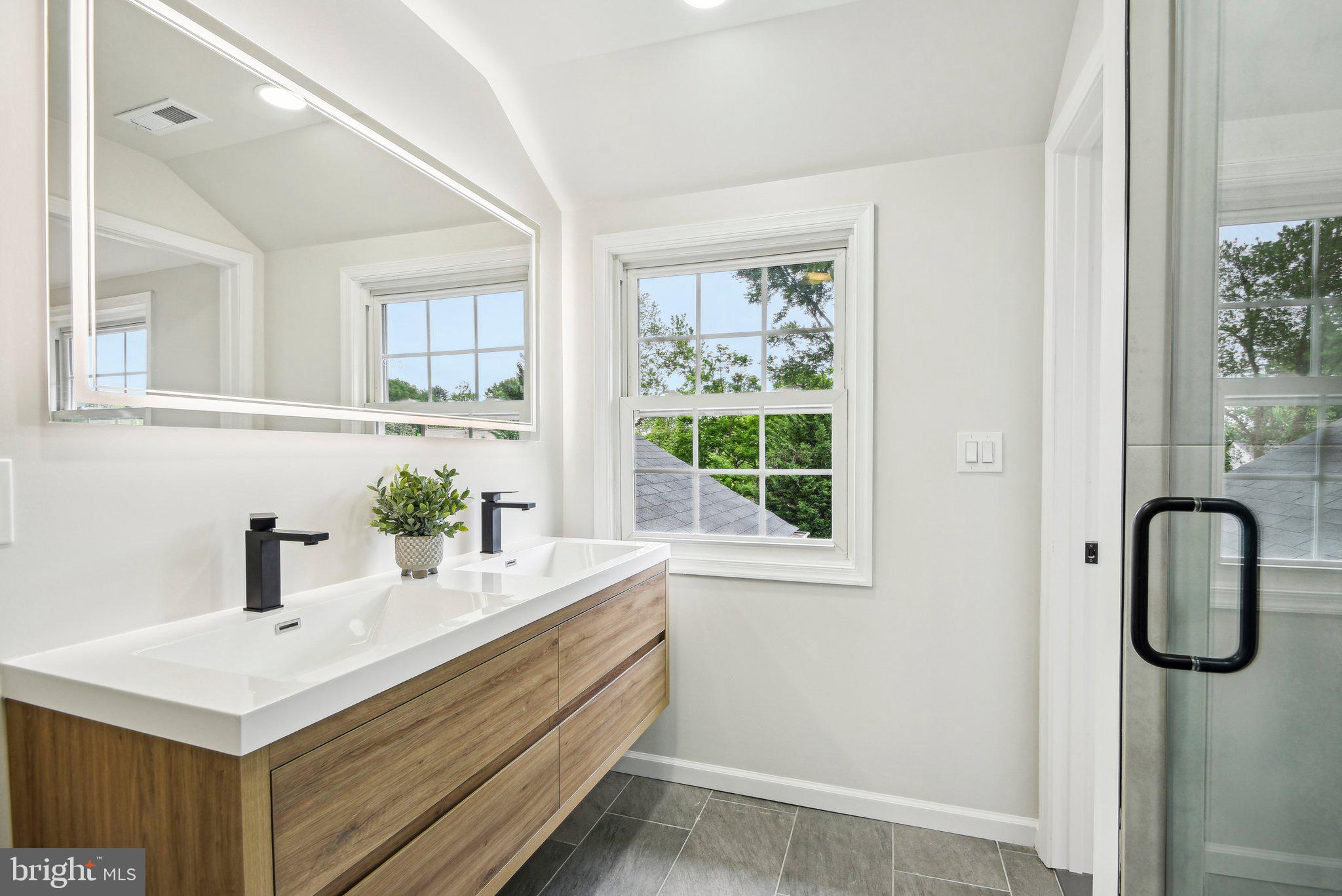 OLD FARM - Residential