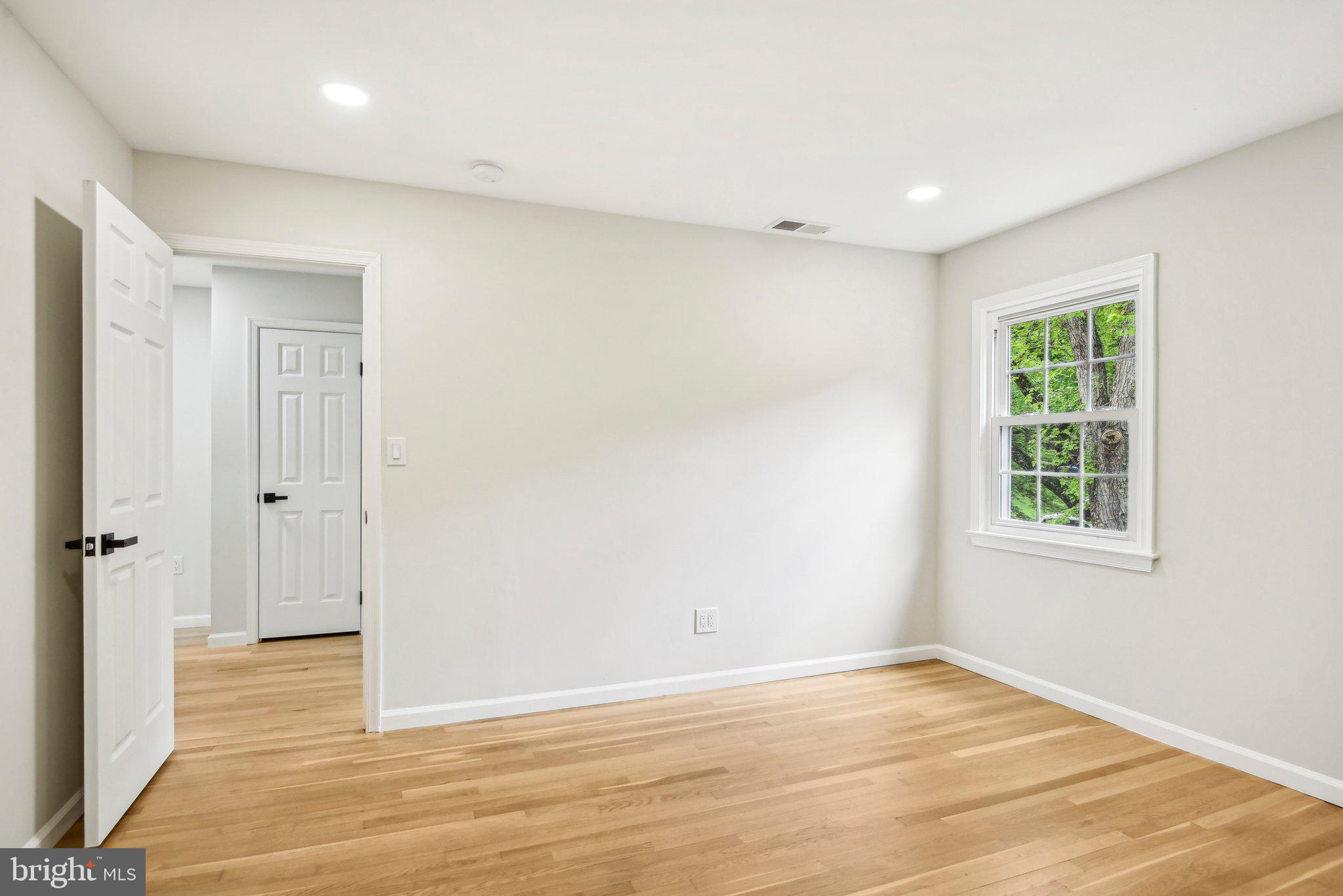 OLD FARM - Residential