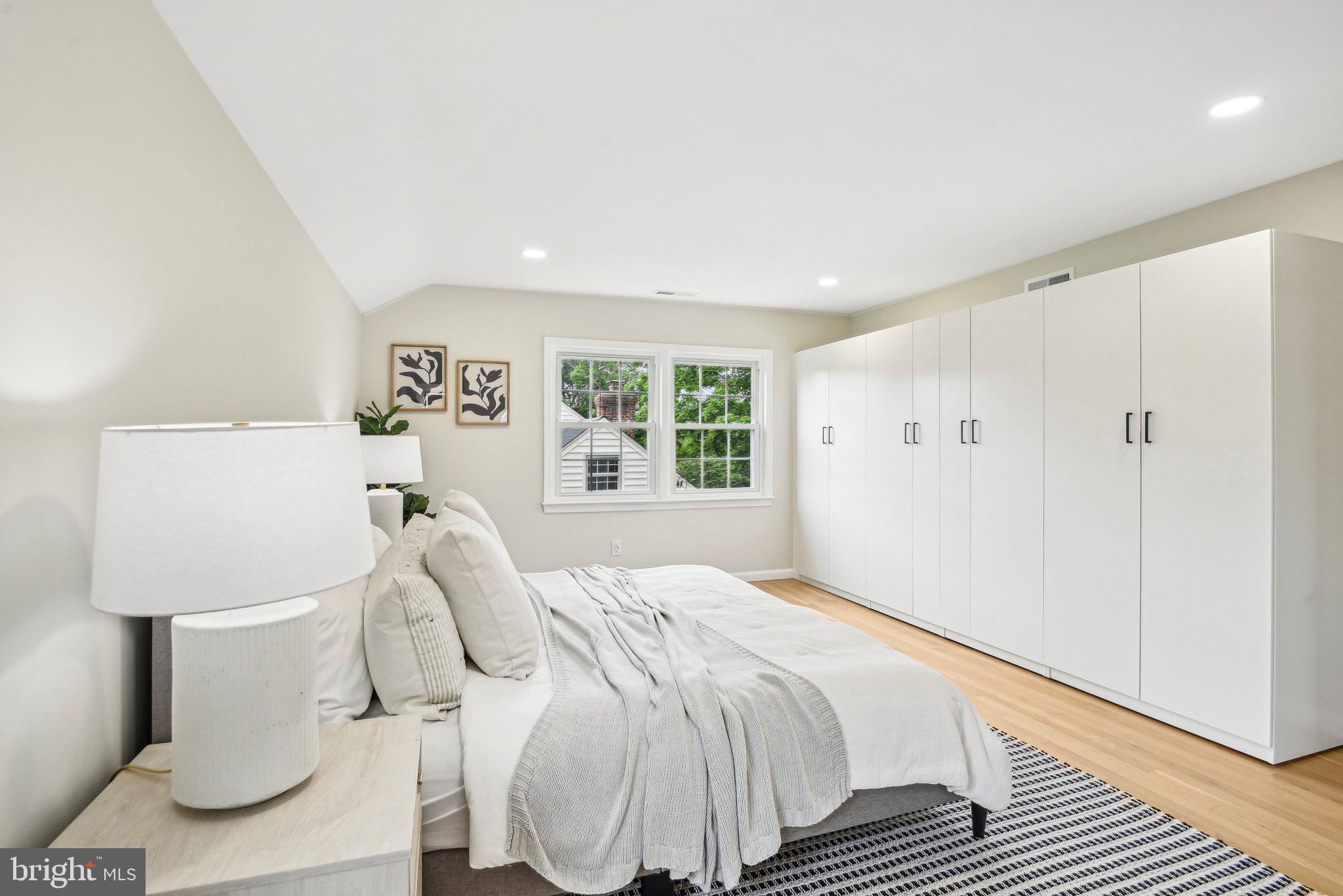 OLD FARM - Residential