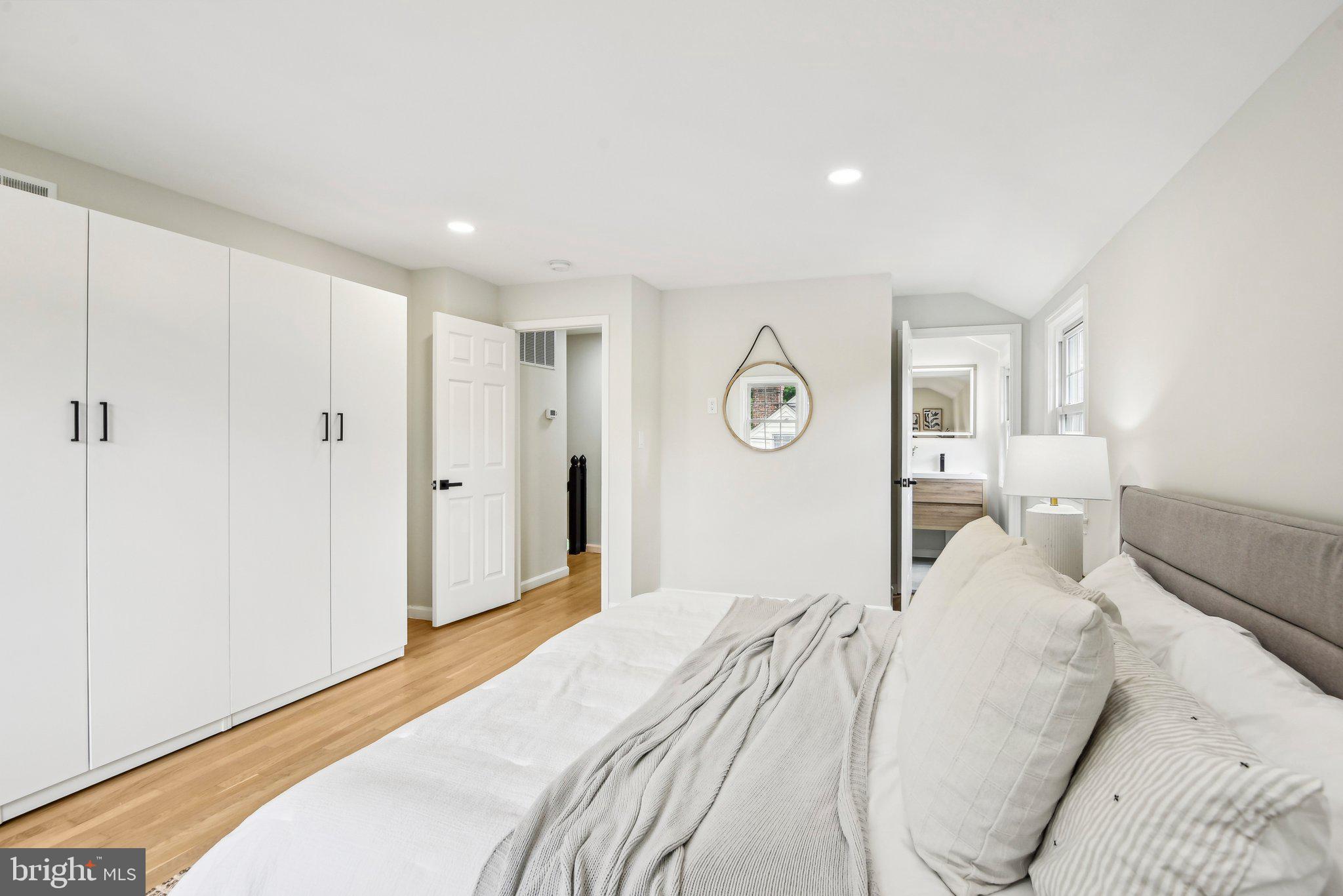 OLD FARM - Residential