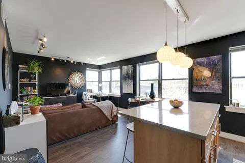 MLS: DCDC2246280
