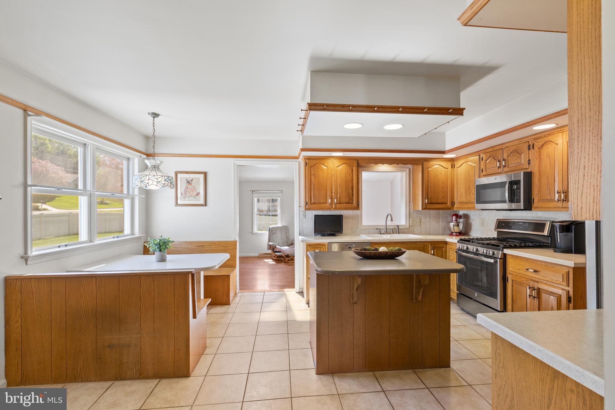 HOFFMAN HEIGHTS - Residential