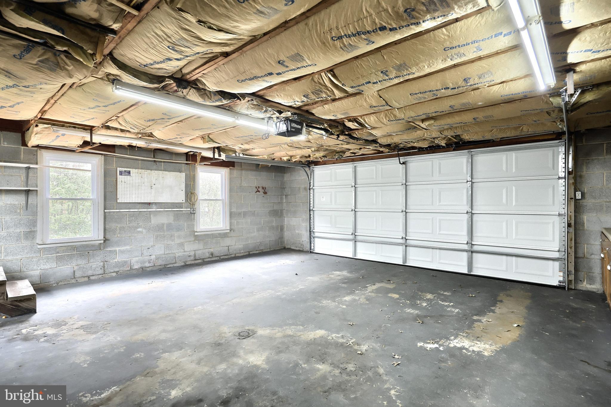 HAINES ACRES - Residential