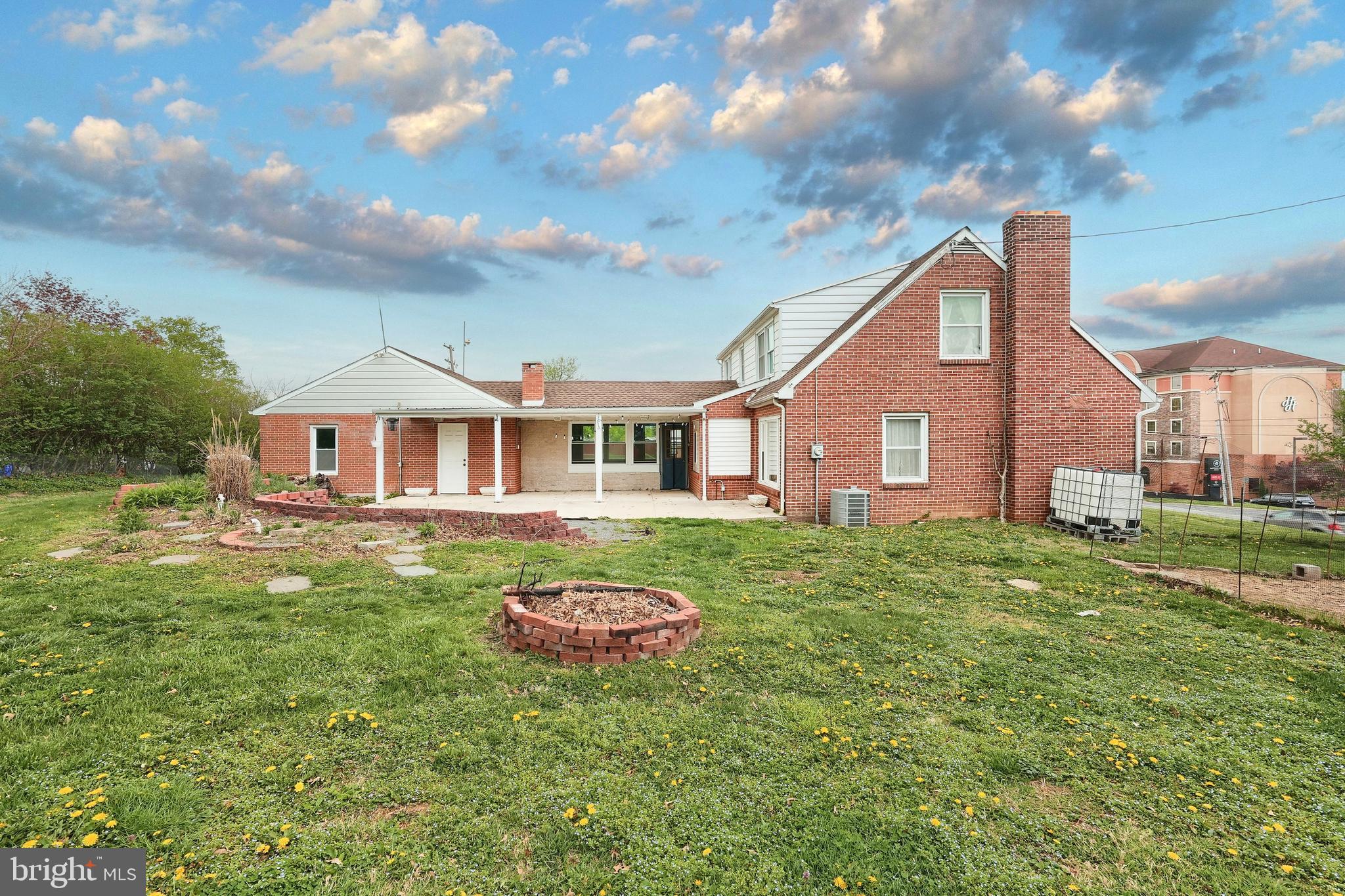 HAINES ACRES - Residential