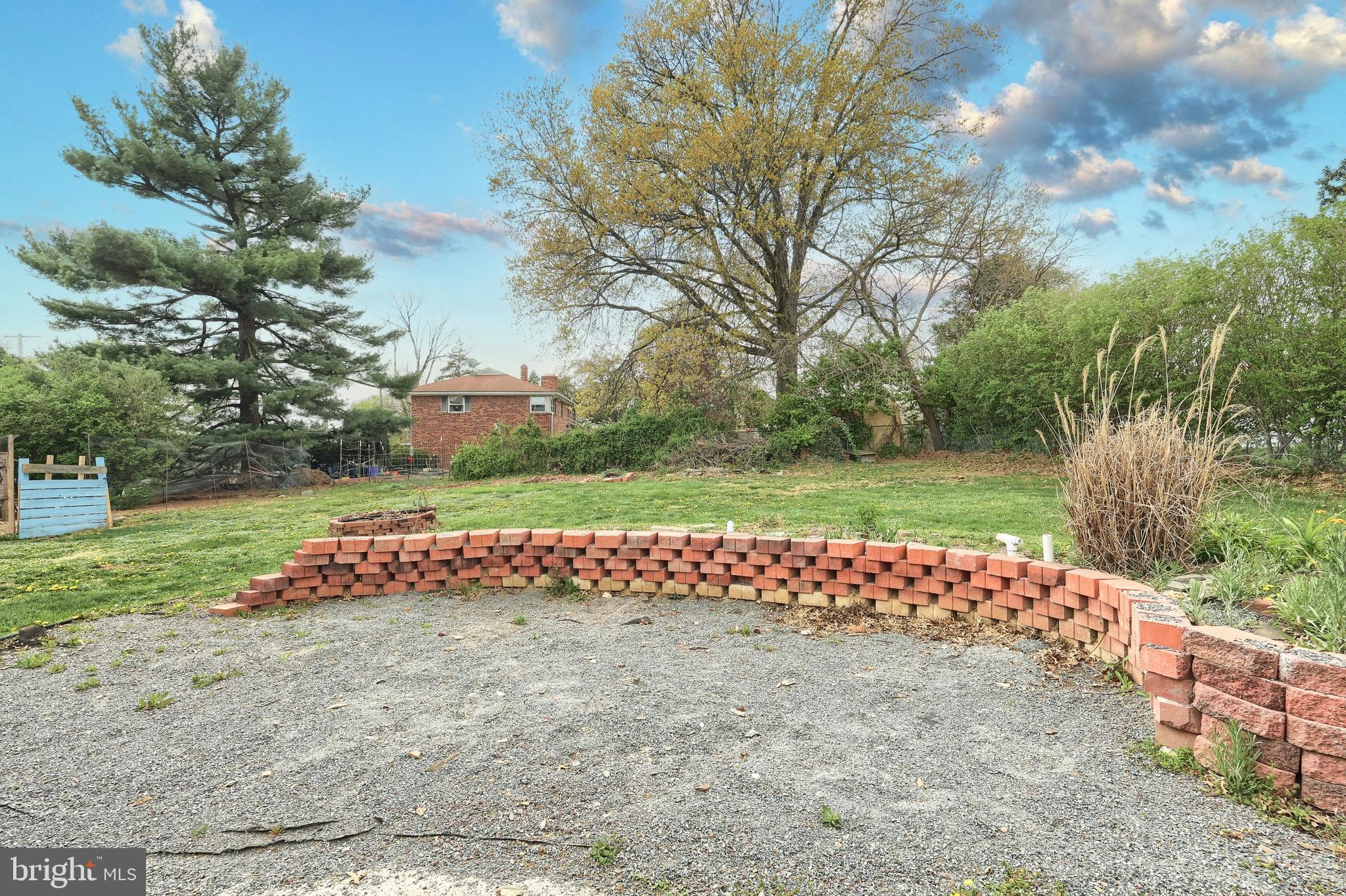 HAINES ACRES - Residential