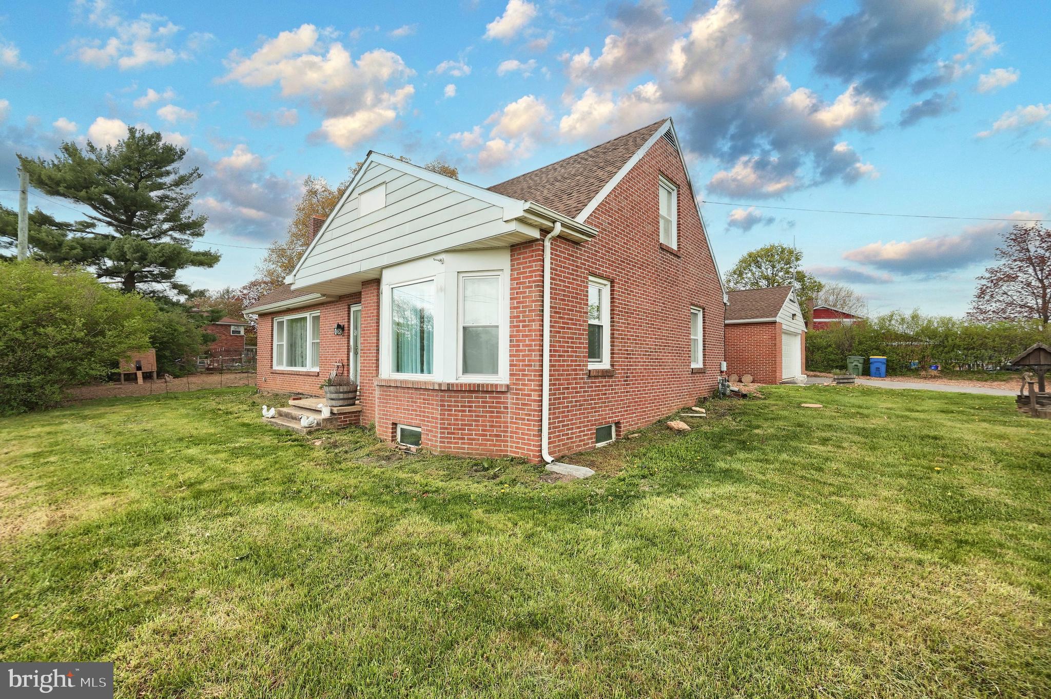 HAINES ACRES - Residential