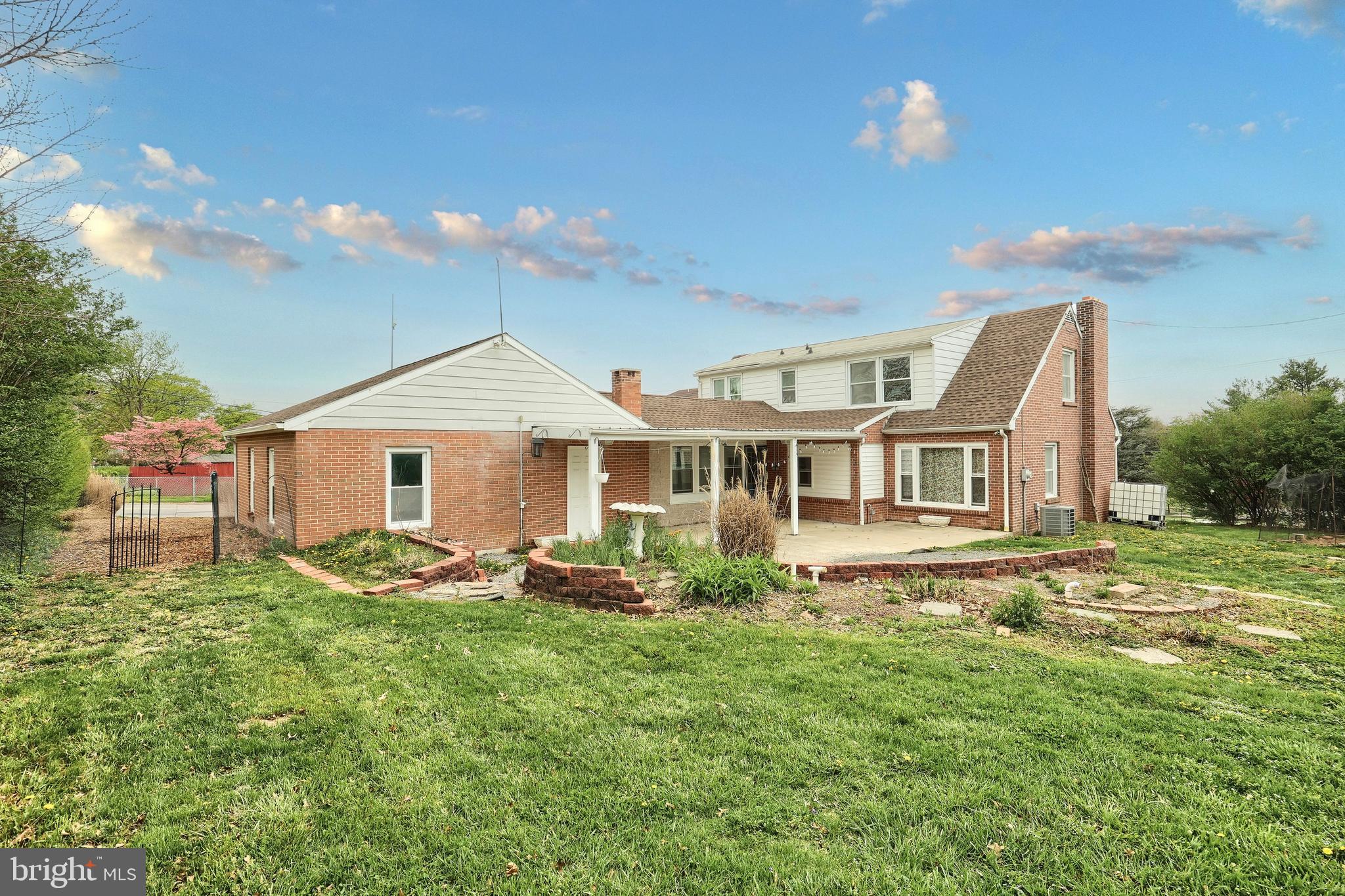 HAINES ACRES - Residential