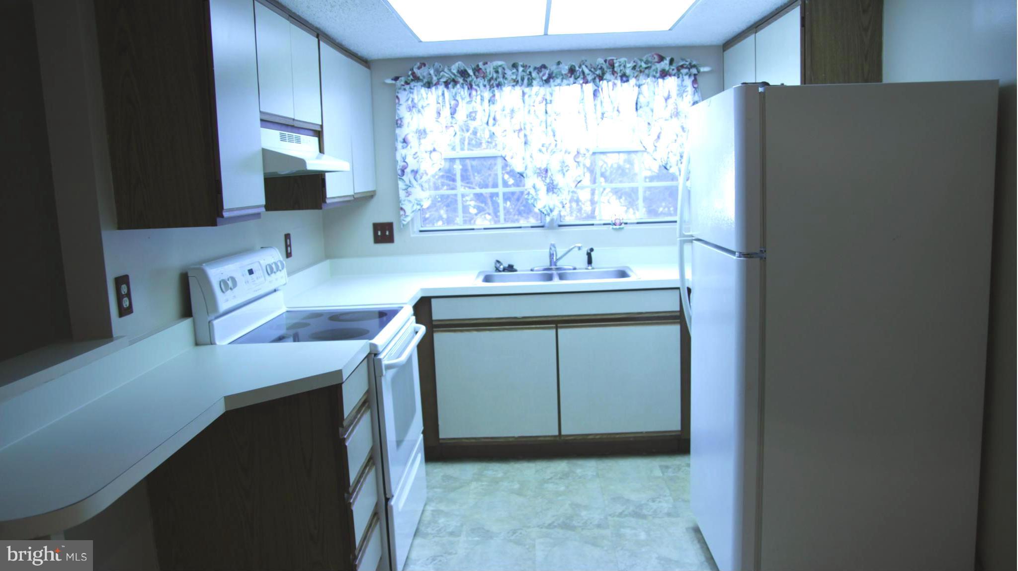 HUNTERS SQUARE - Residential