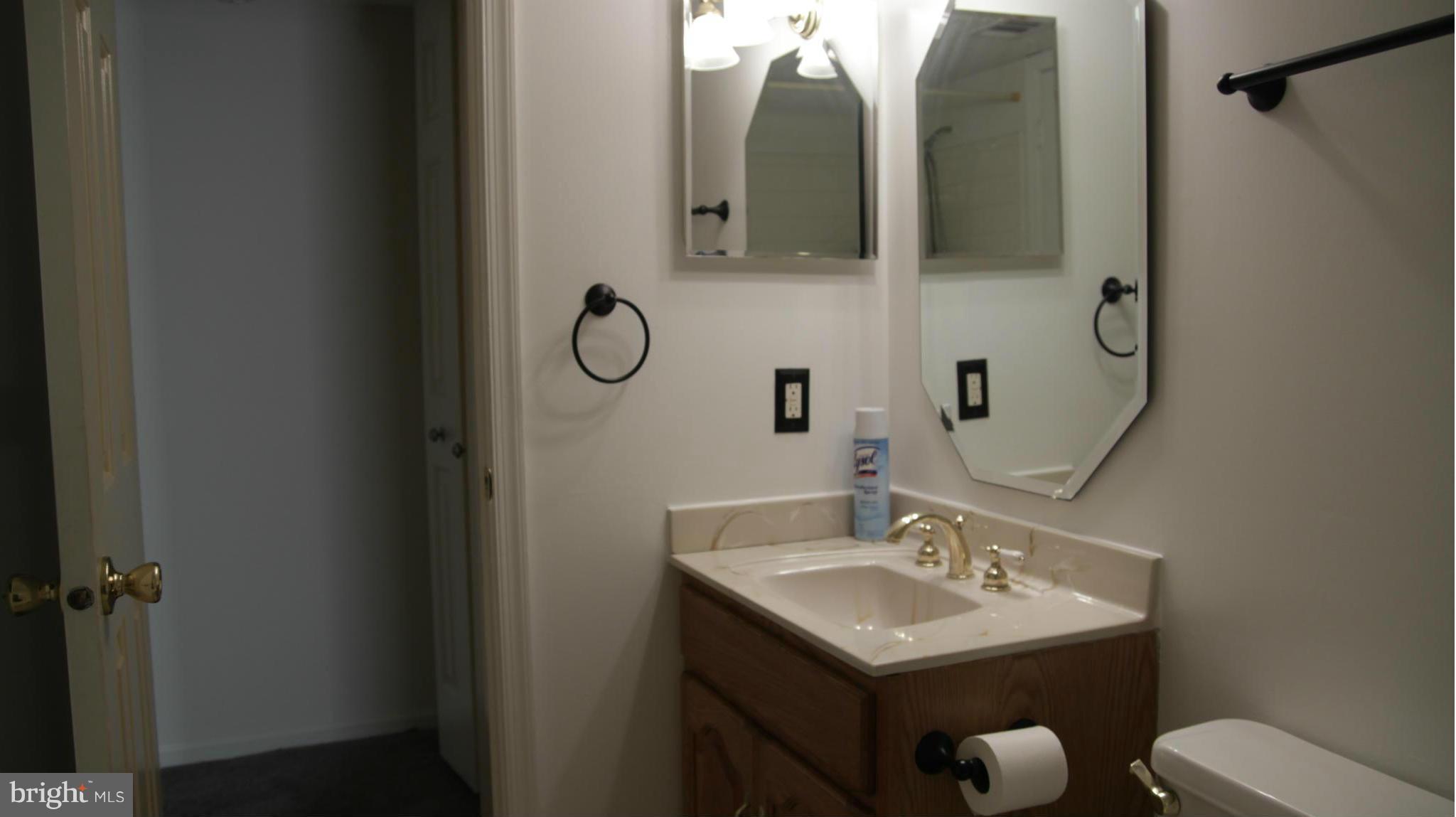 HUNTERS SQUARE - Residential