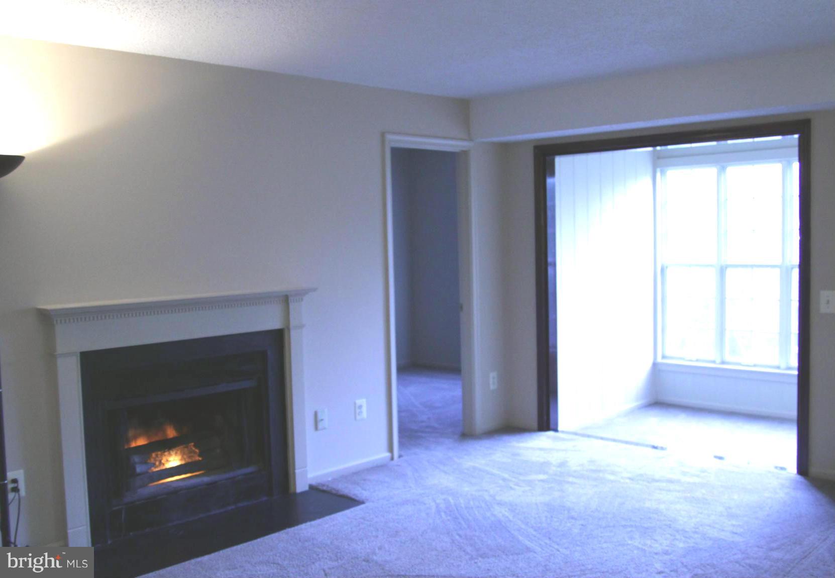 HUNTERS SQUARE - Residential