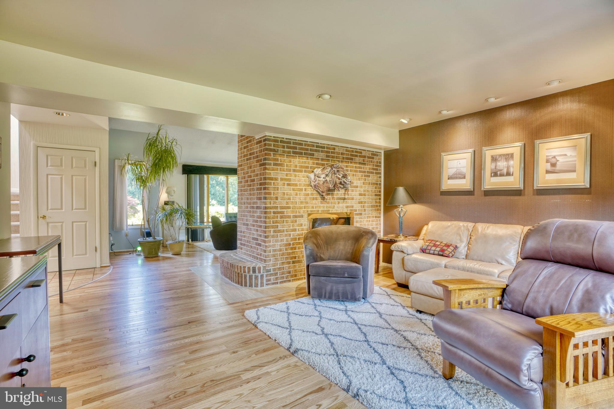 EXETER GREEN - Residential