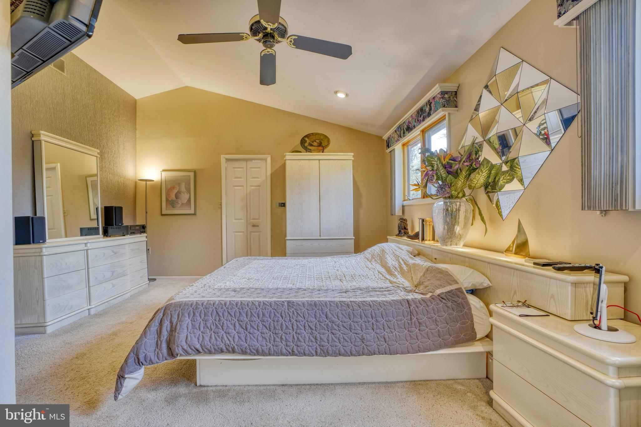 EXETER GREEN - Residential