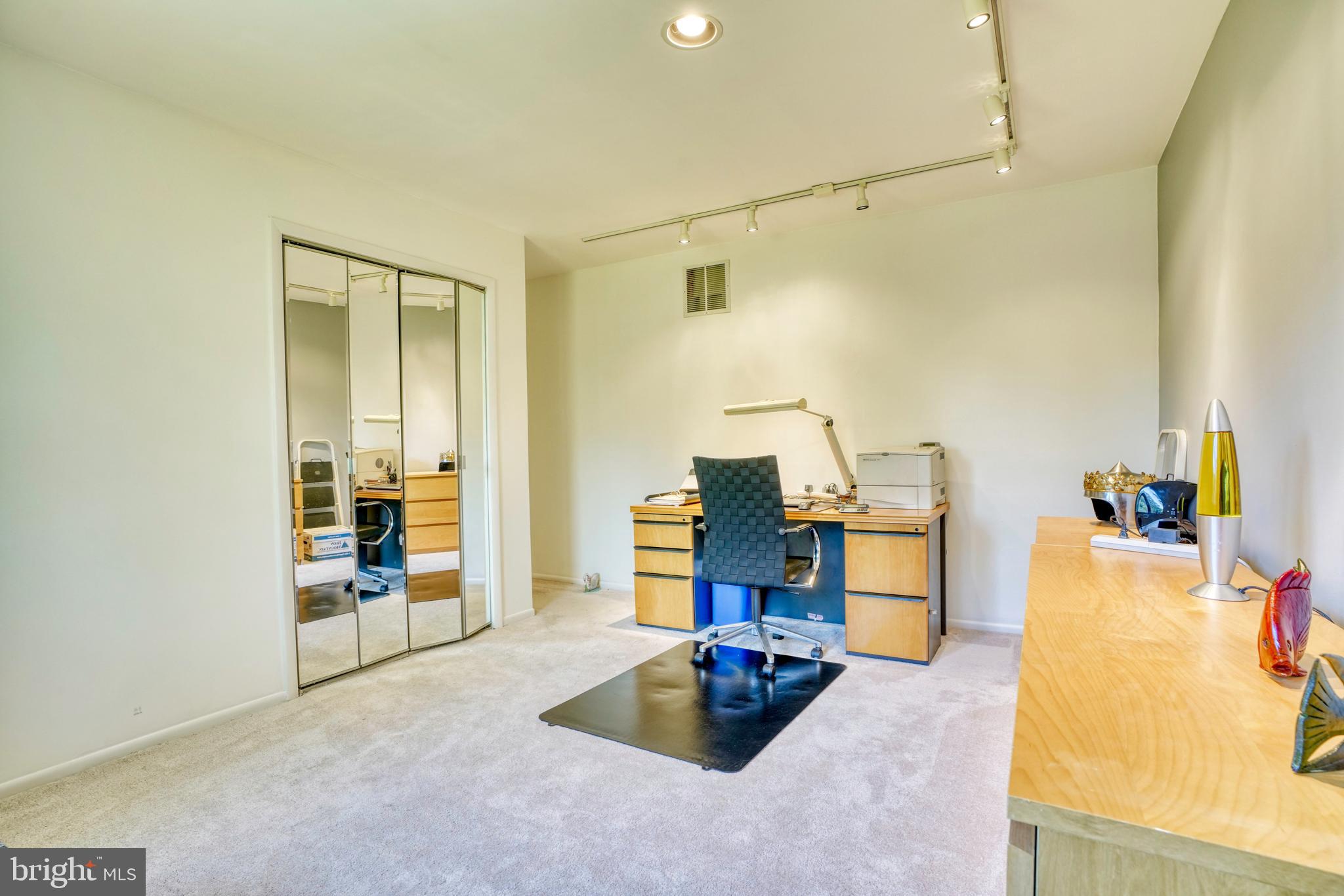 EXETER GREEN - Residential