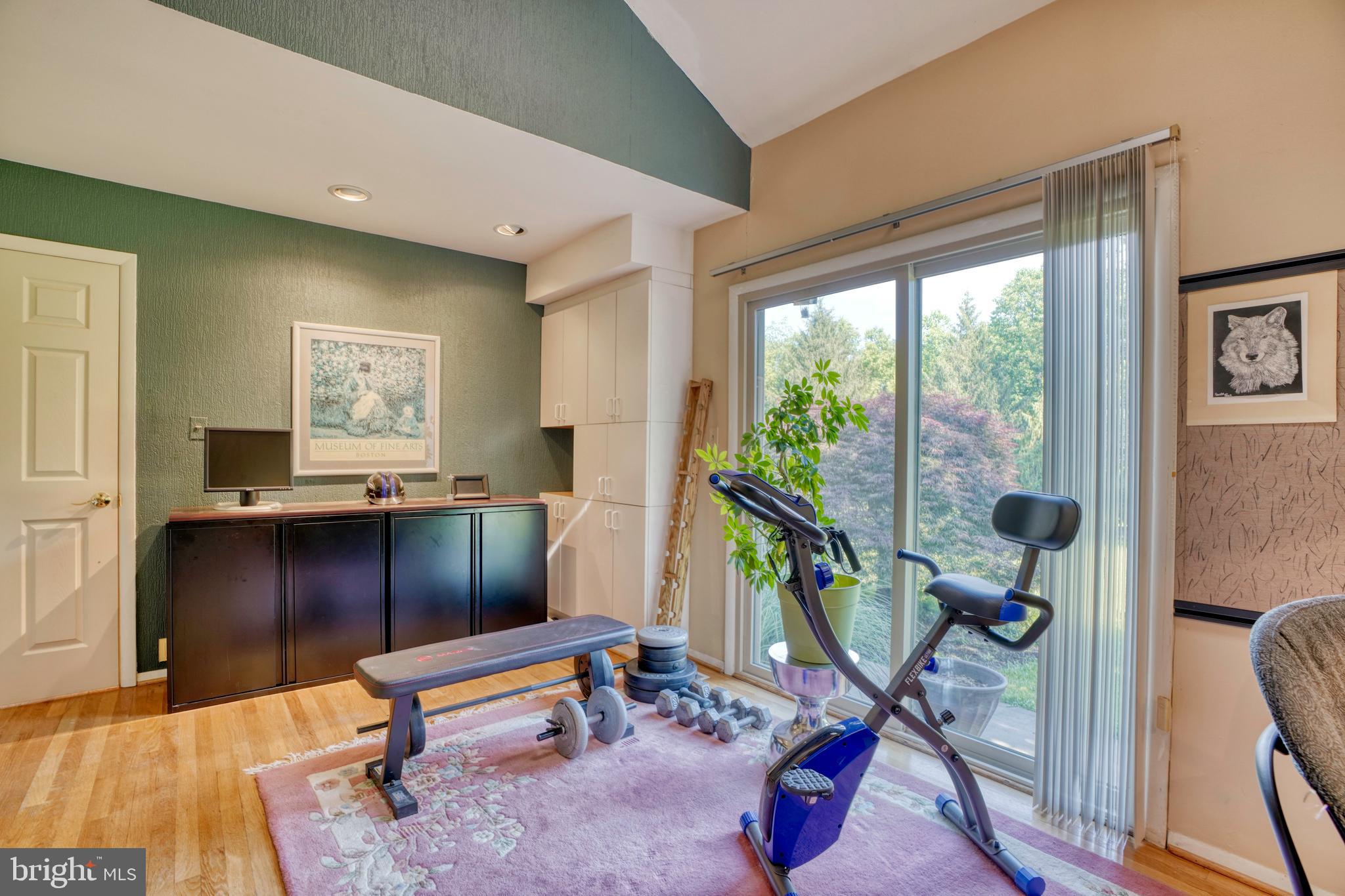 EXETER GREEN - Residential