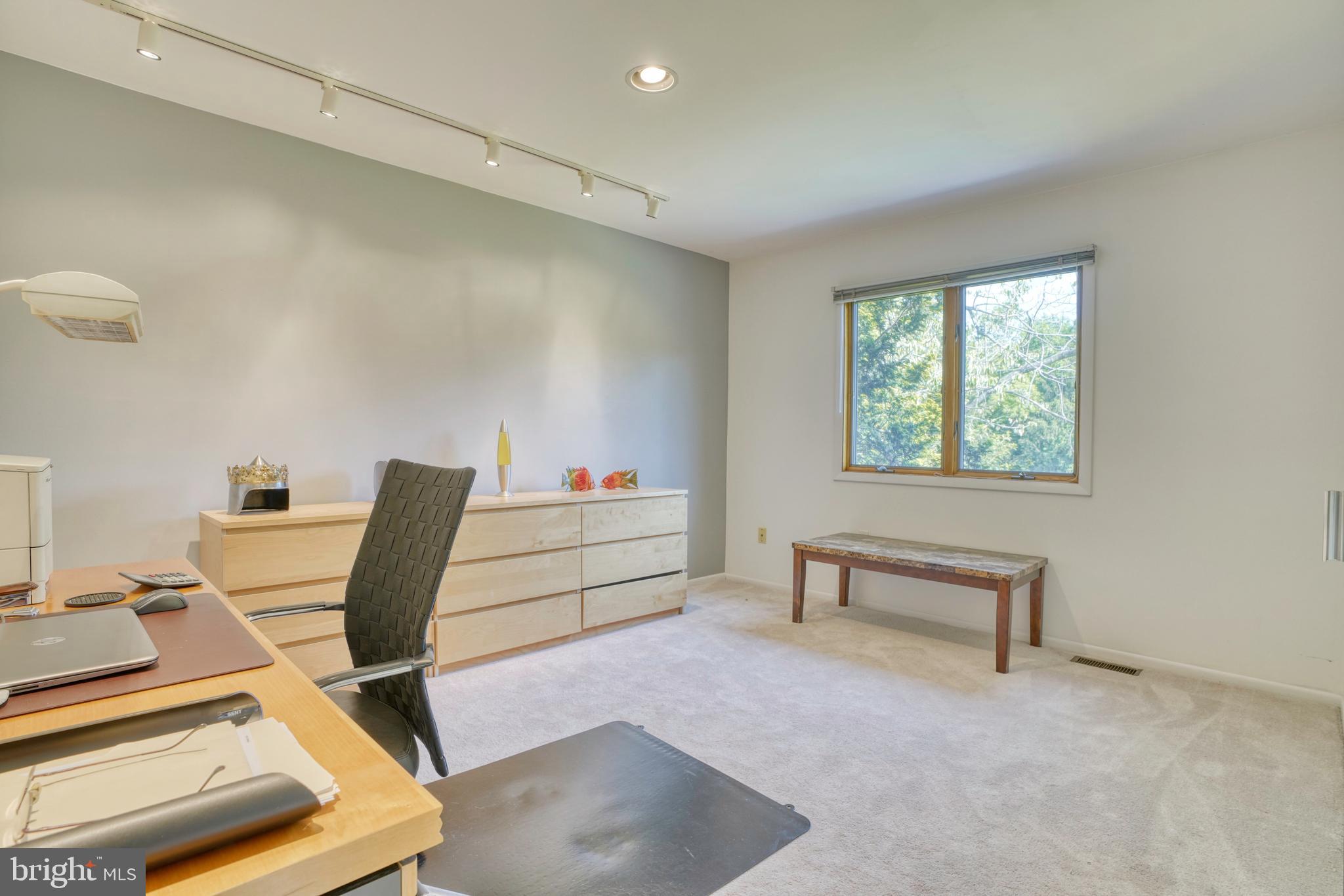 EXETER GREEN - Residential