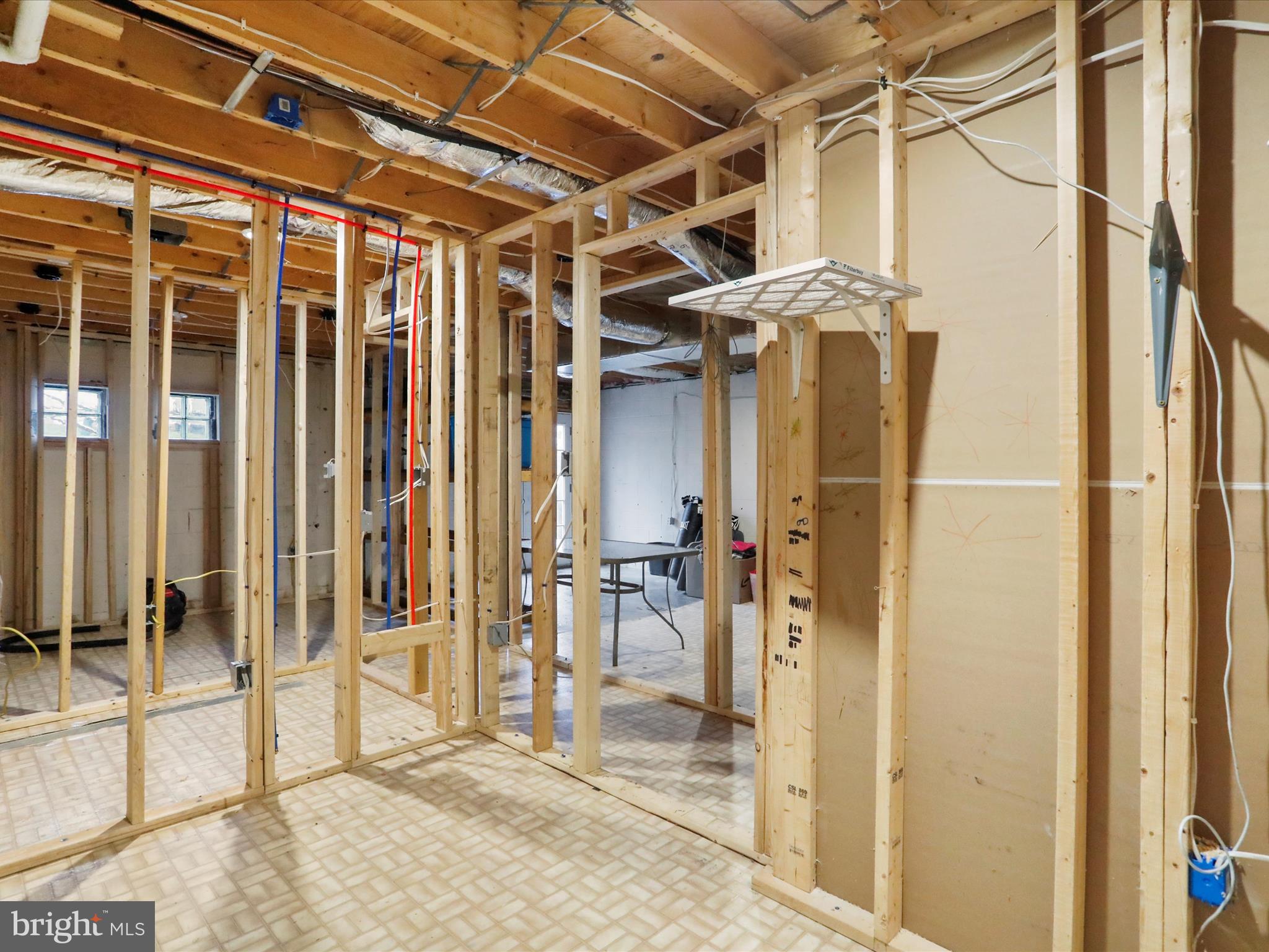 SUNRISE SUMMIT - Residential