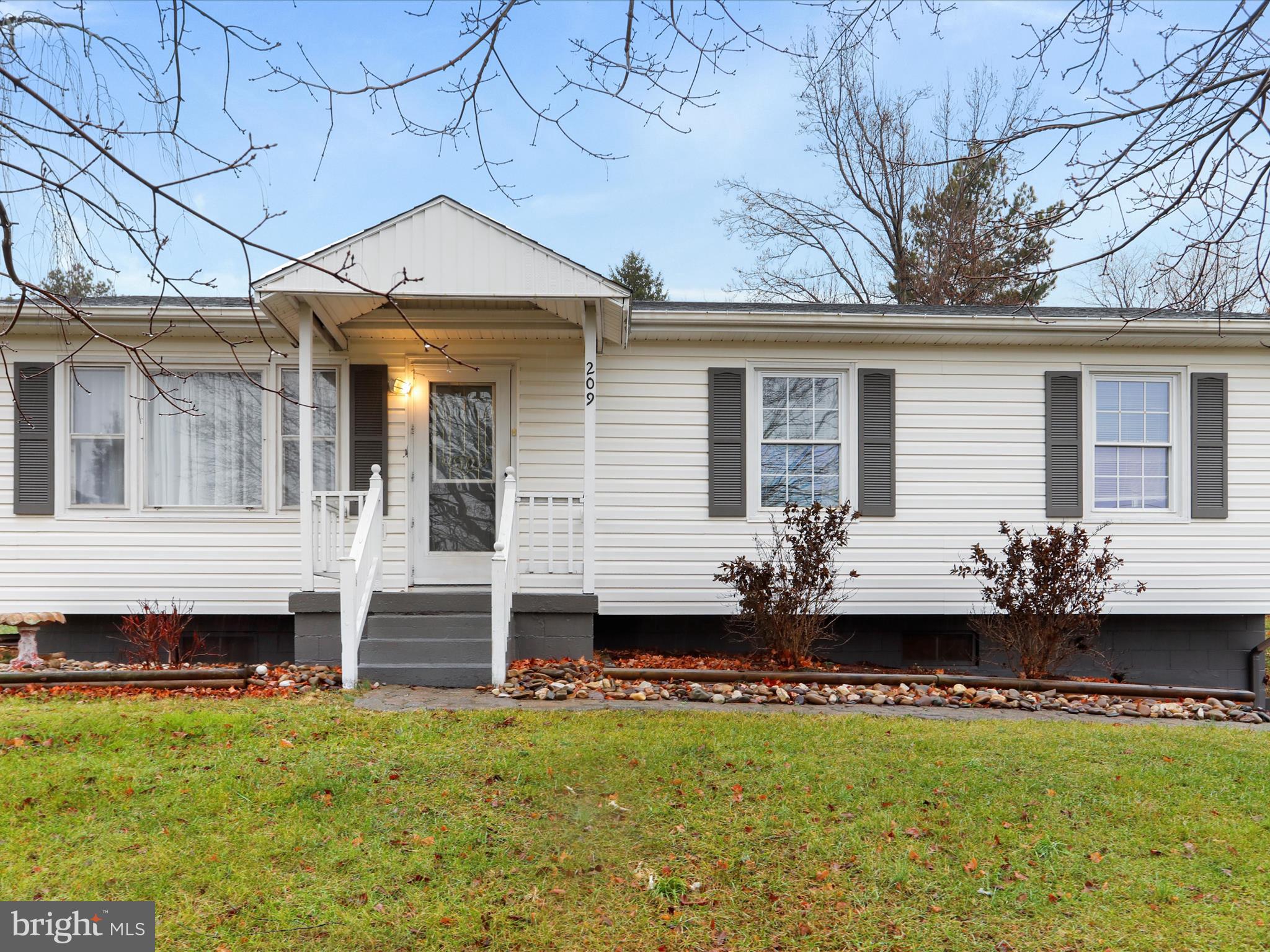 209 ORCHARD DRIVE